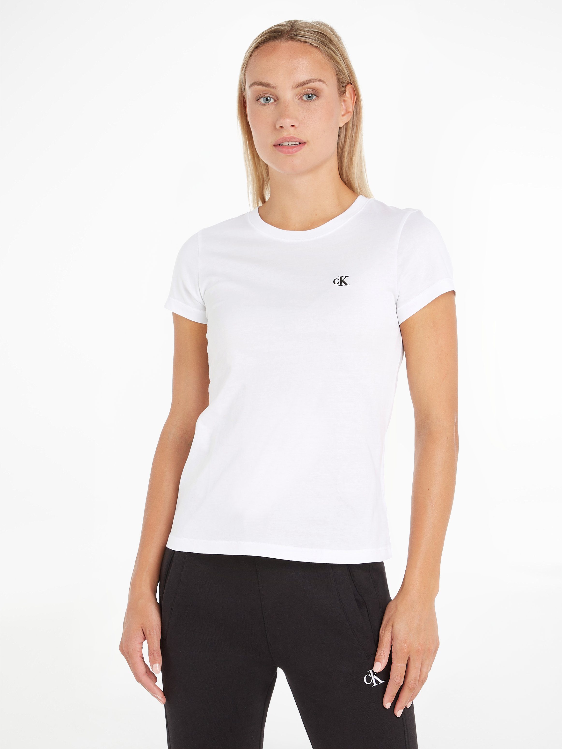 Calvin Klein T-shirt CK EMBROIDERY SLIM TEE met geborduurd ck-logo op borsthoogte