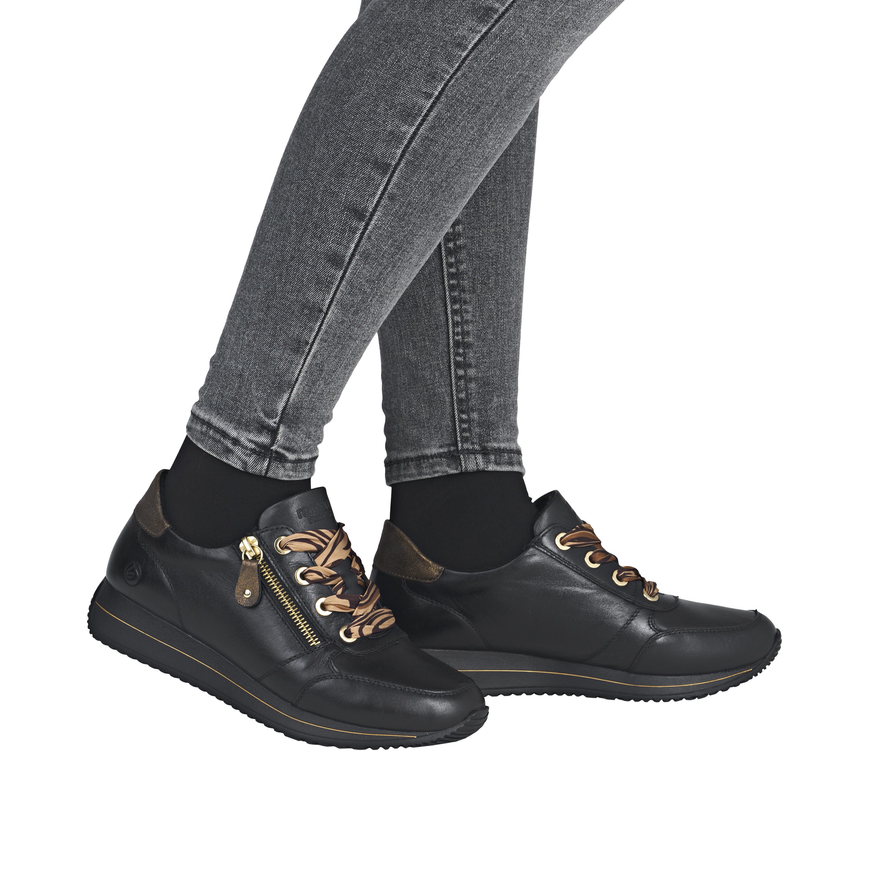 Remonte Sneakers met sleehak