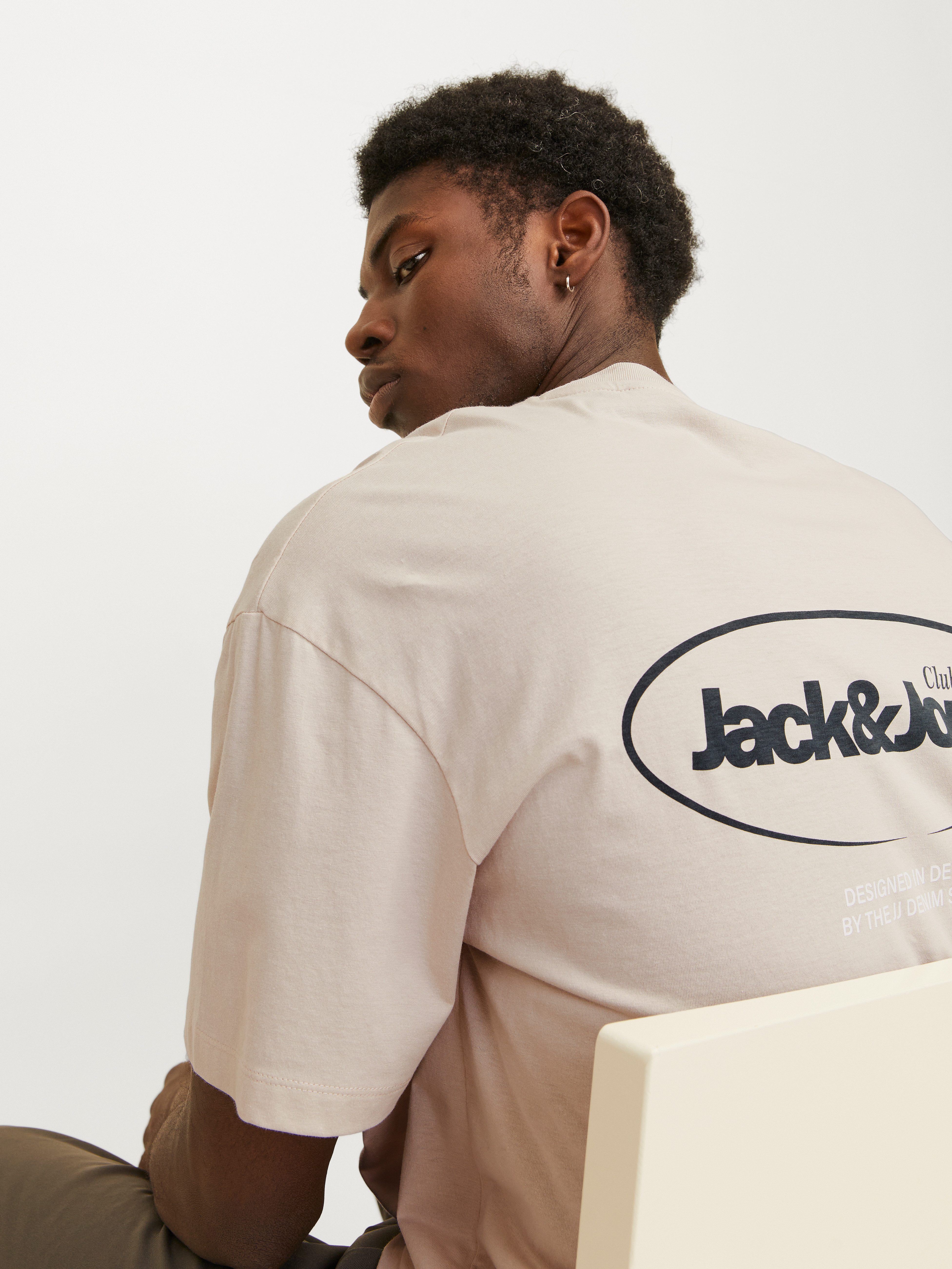 Jack & Jones Shirt met ronde hals JJEBRADLEY GRAPHIC TEE SS O-NECK NOOS