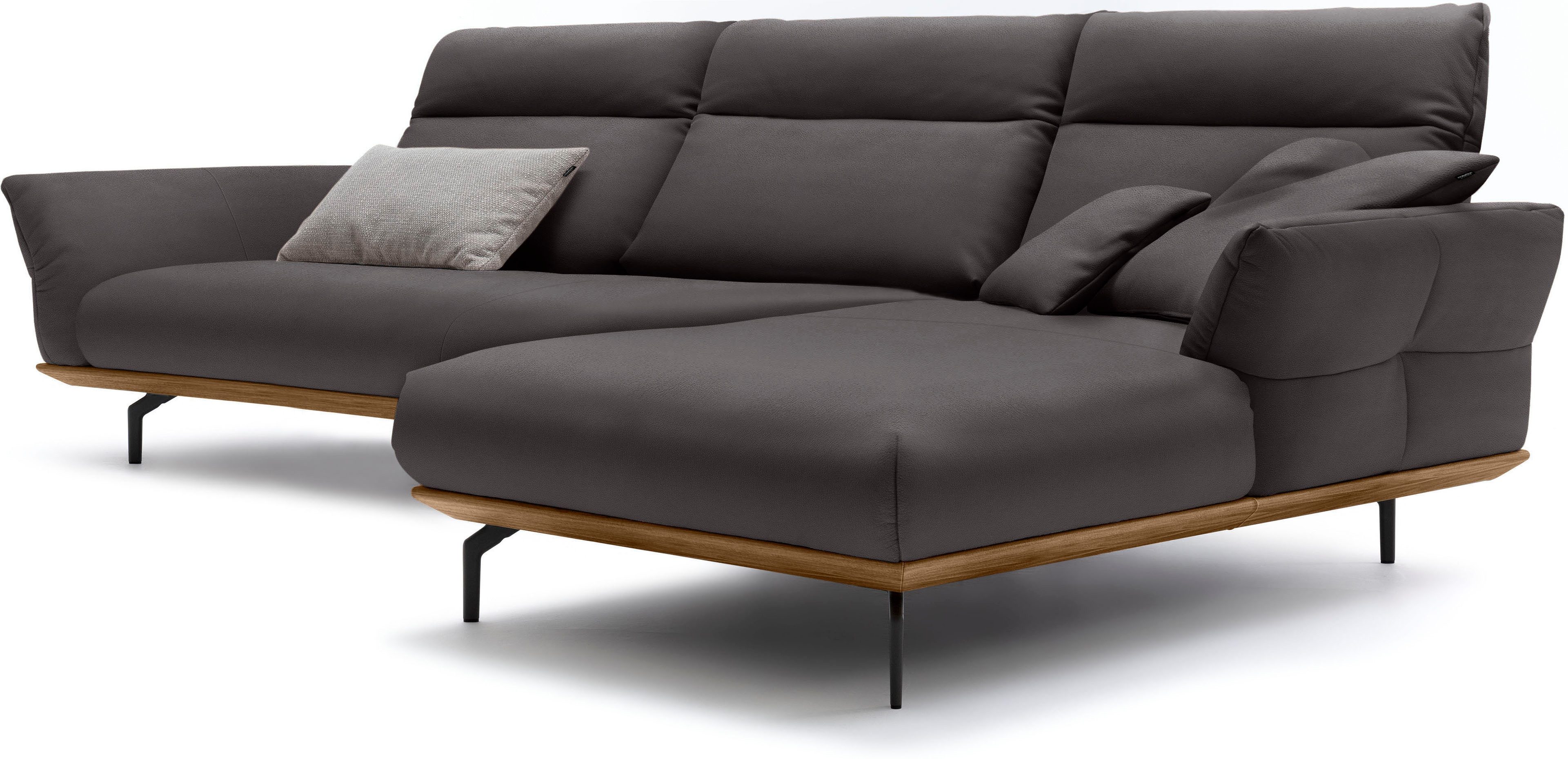 Creation BY ROLF BENZ Hoekbank CR.460 Sokkel in walnotenhout, onderstel in umbra grijs, breedte 338 cm