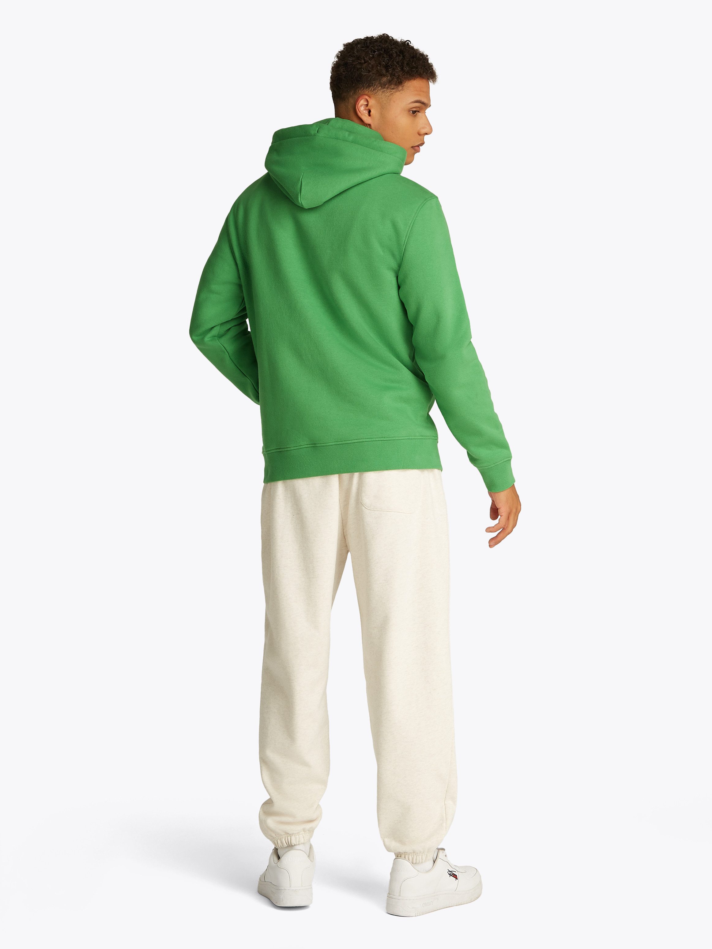 TOMMY JEANS Sweatshirt TJM REG ESSENTIAL FLAG HOOD EXT met bedrukte merklogo op borsthoogte