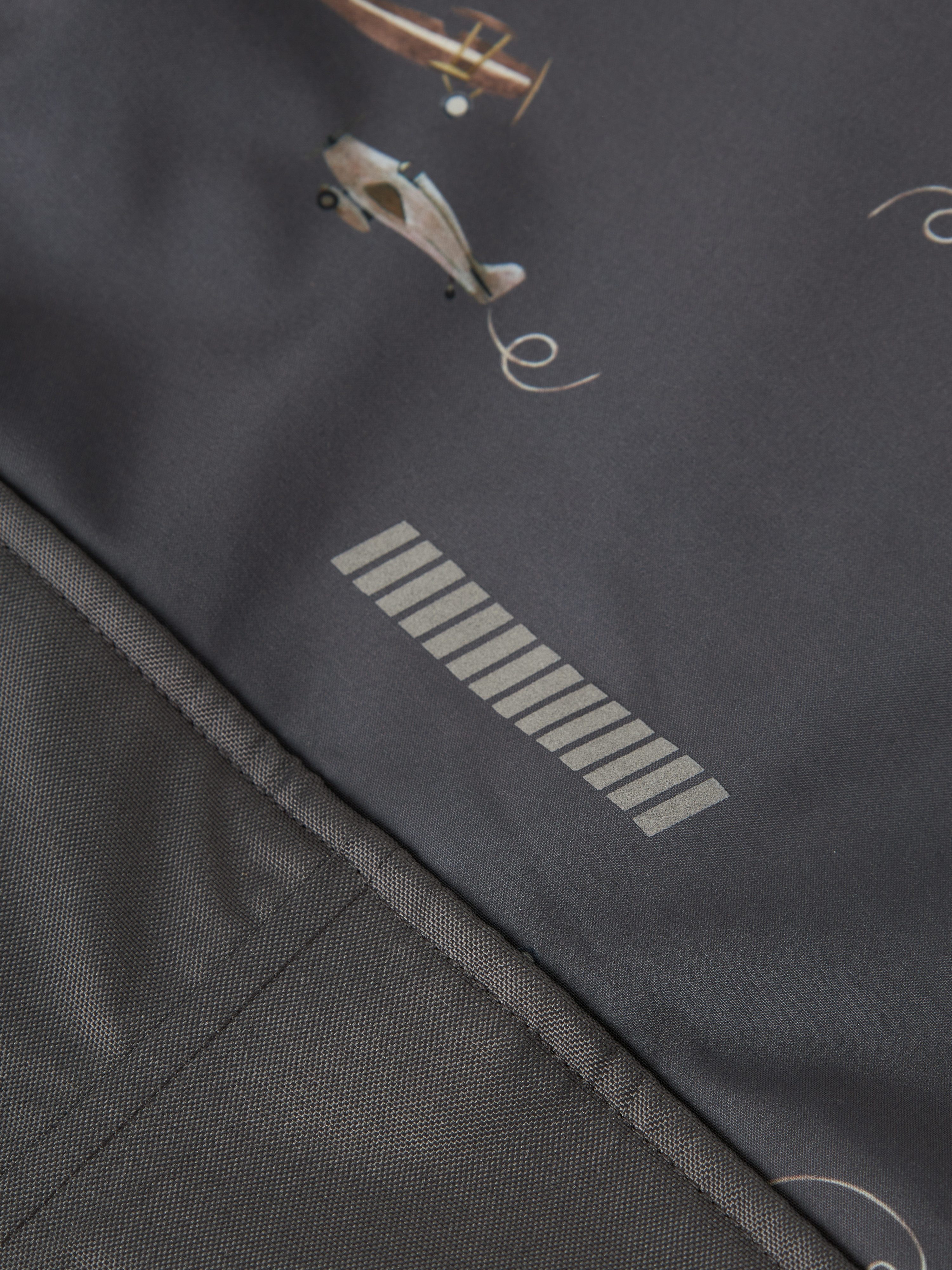 Name It Jumpsuit NMMALFA08 SOFTSHELL SUIT AOP 1FO NOOS met decoratieve en reflecterende details