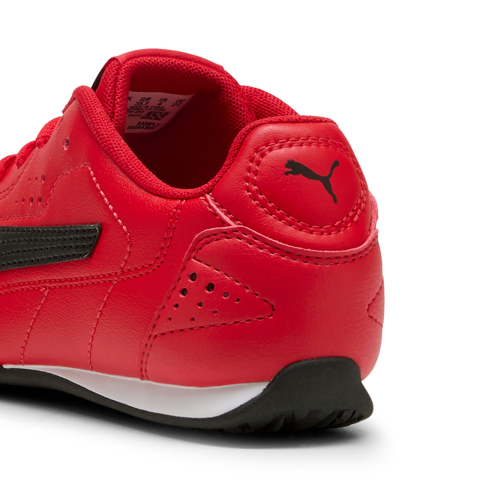 PUMA Sneakers