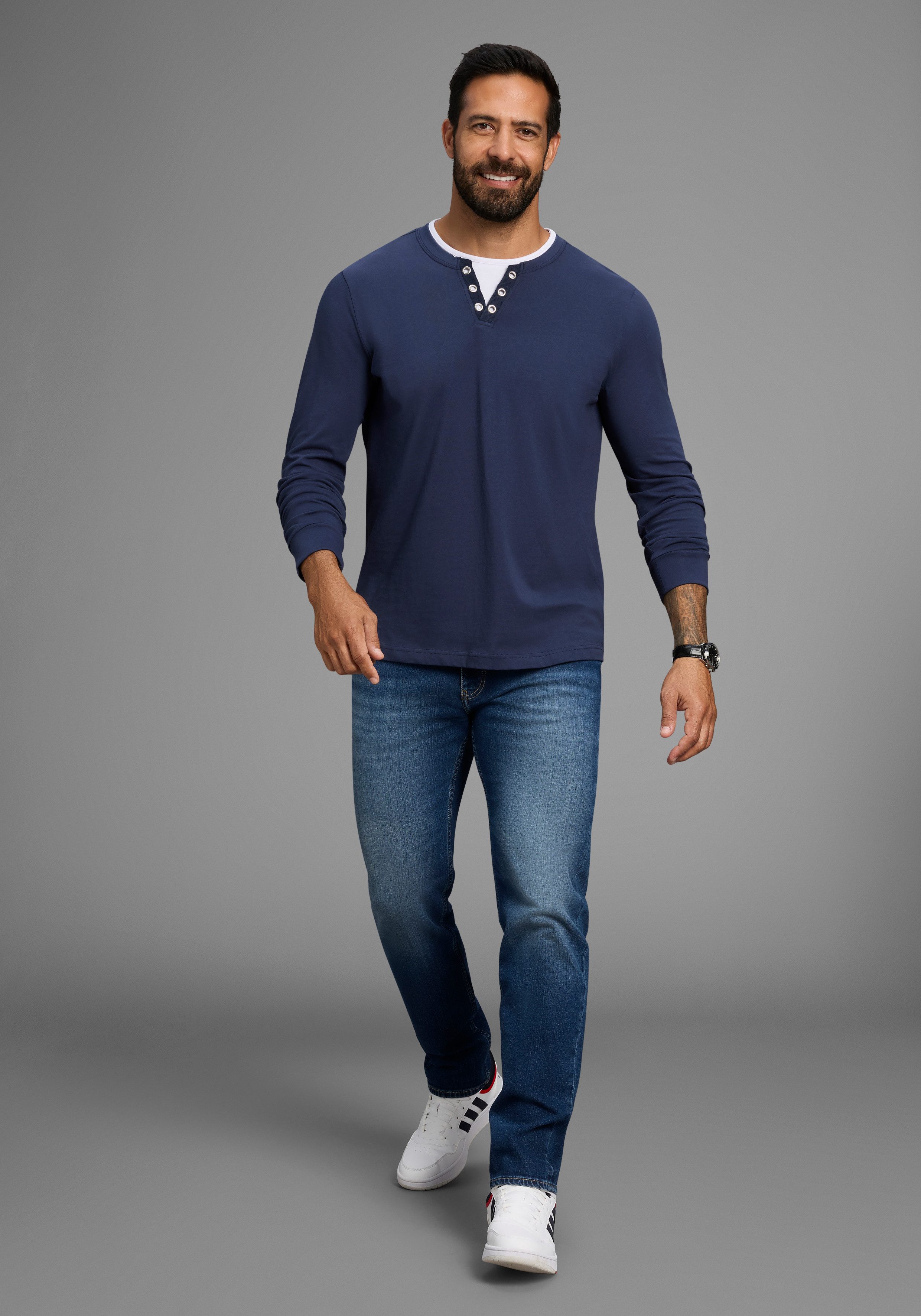 Man's World Shirt met ronde hals Nieuwe collectie! met contrasterende inzet op de halslijn