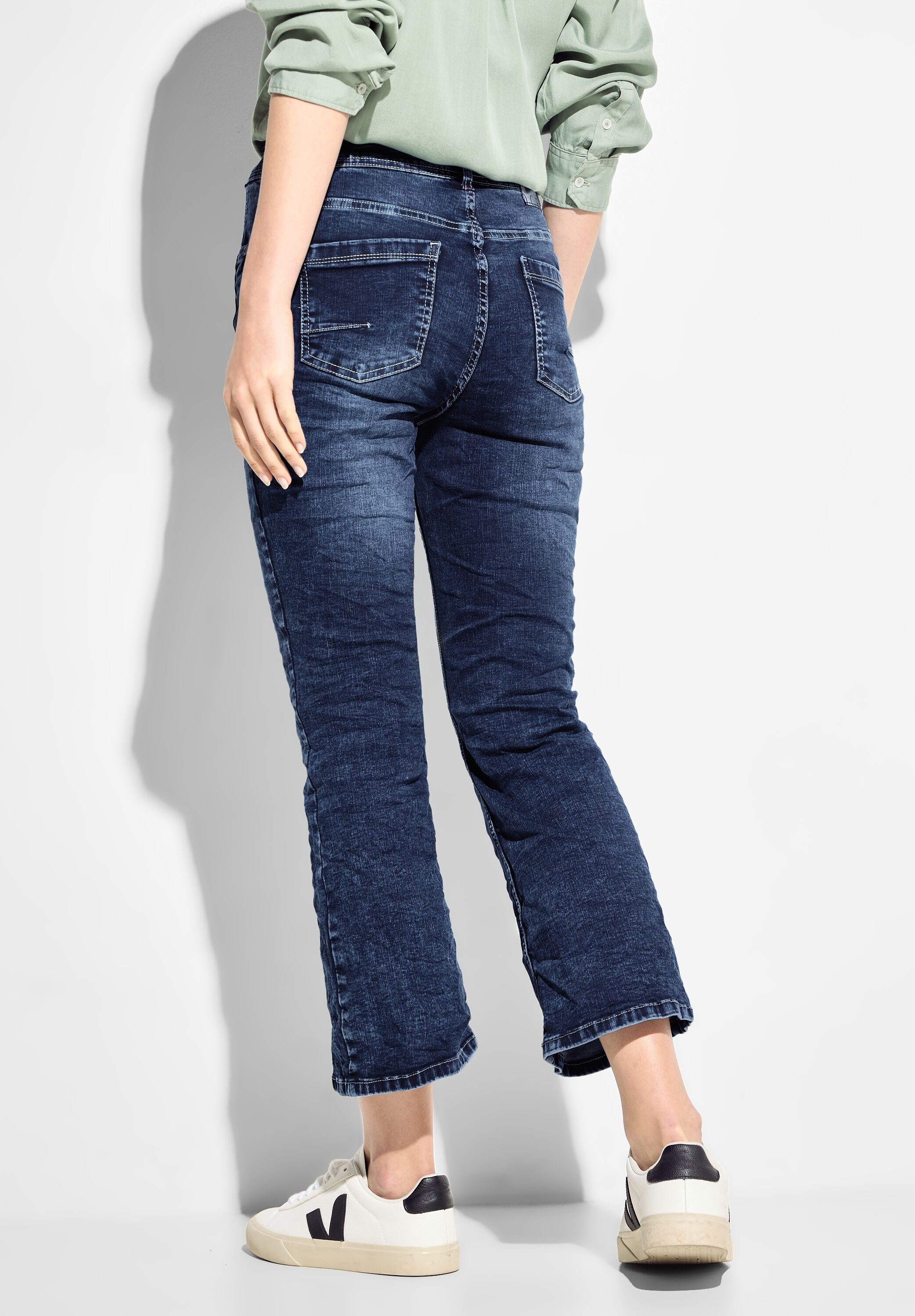Cecil Bootcut jeans in donkerblauwe wassing