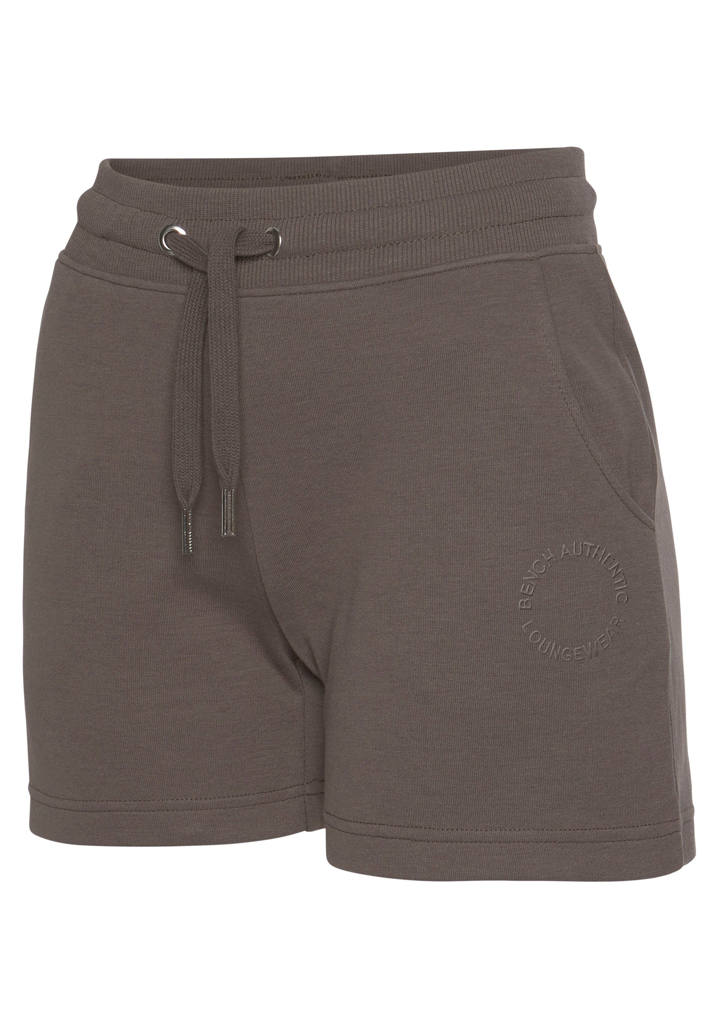 Bench. Loungewear Sweatshort Met geborduurd logo met logostiksel en zijzakken, loungewear