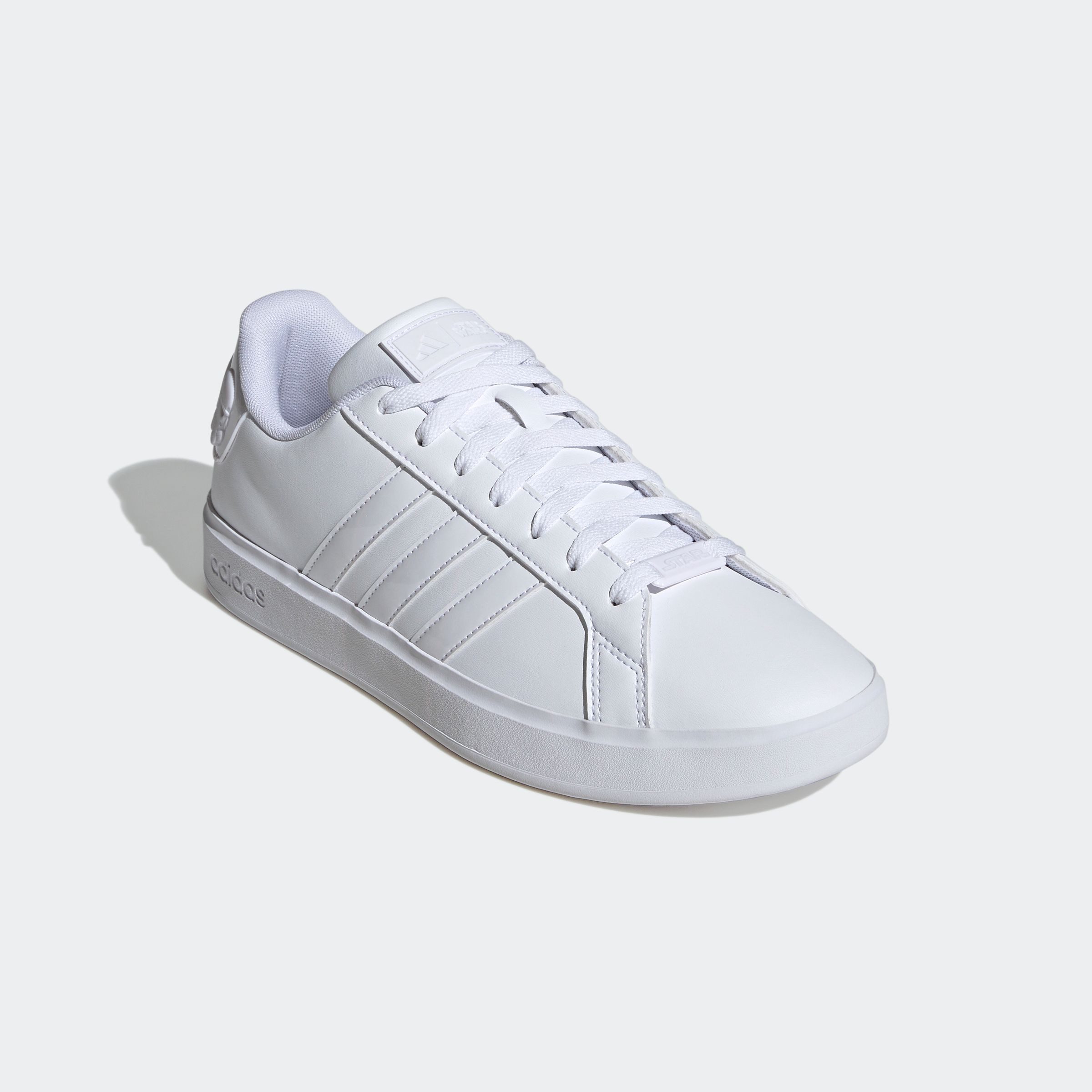 adidas Sportswear Sneakers ADIDAS STAR WARS GRAND COURT SCHOEN Design geïnspireerd op de adidas Superstar
