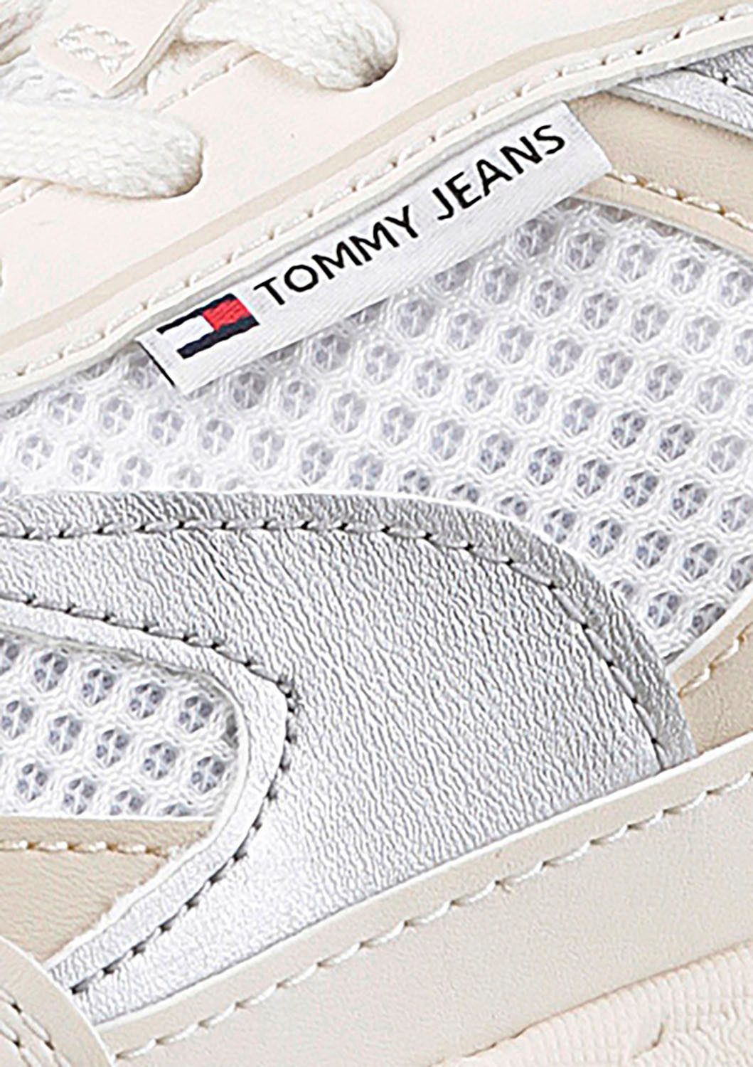 TOMMY JEANS Sneakers met sleehak THE CONEY METALLIC vrijetijdsschoen, veterschoen, lage schoen, ugly sneaker, logo-patch