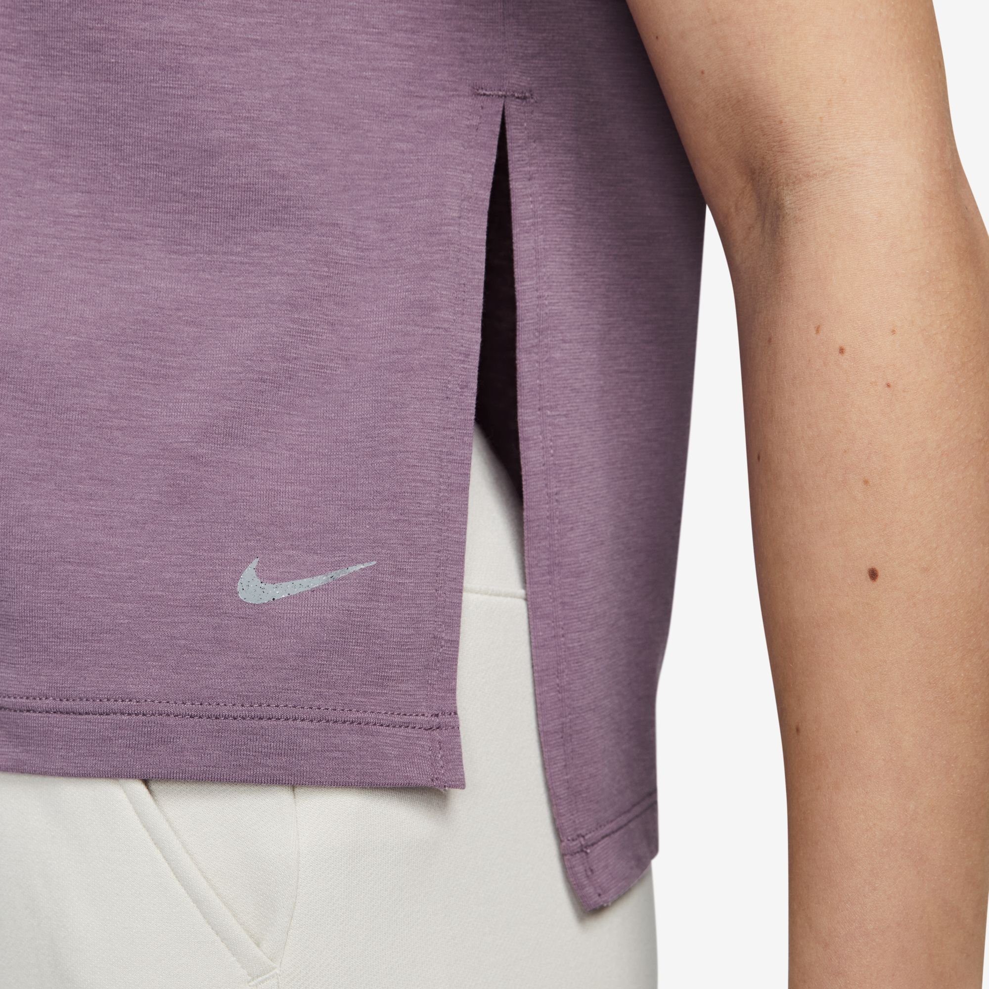 Nike Yogashirt Yoga Dri-FIT Women's Top