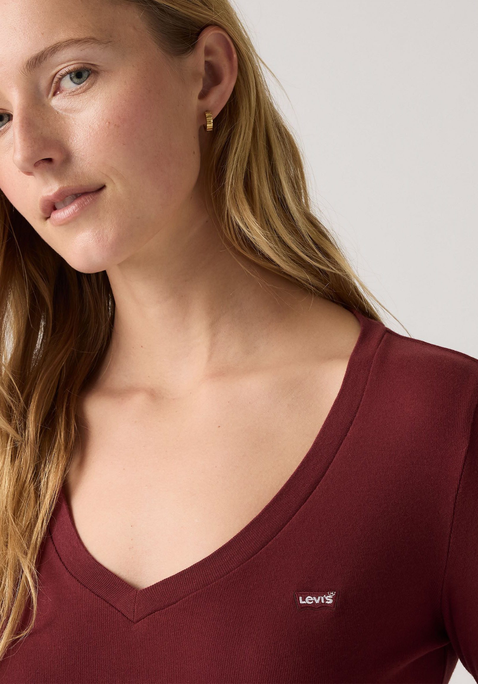Levi's® Shirt met lange mouwen ESSENTIAL HM LS VNECK