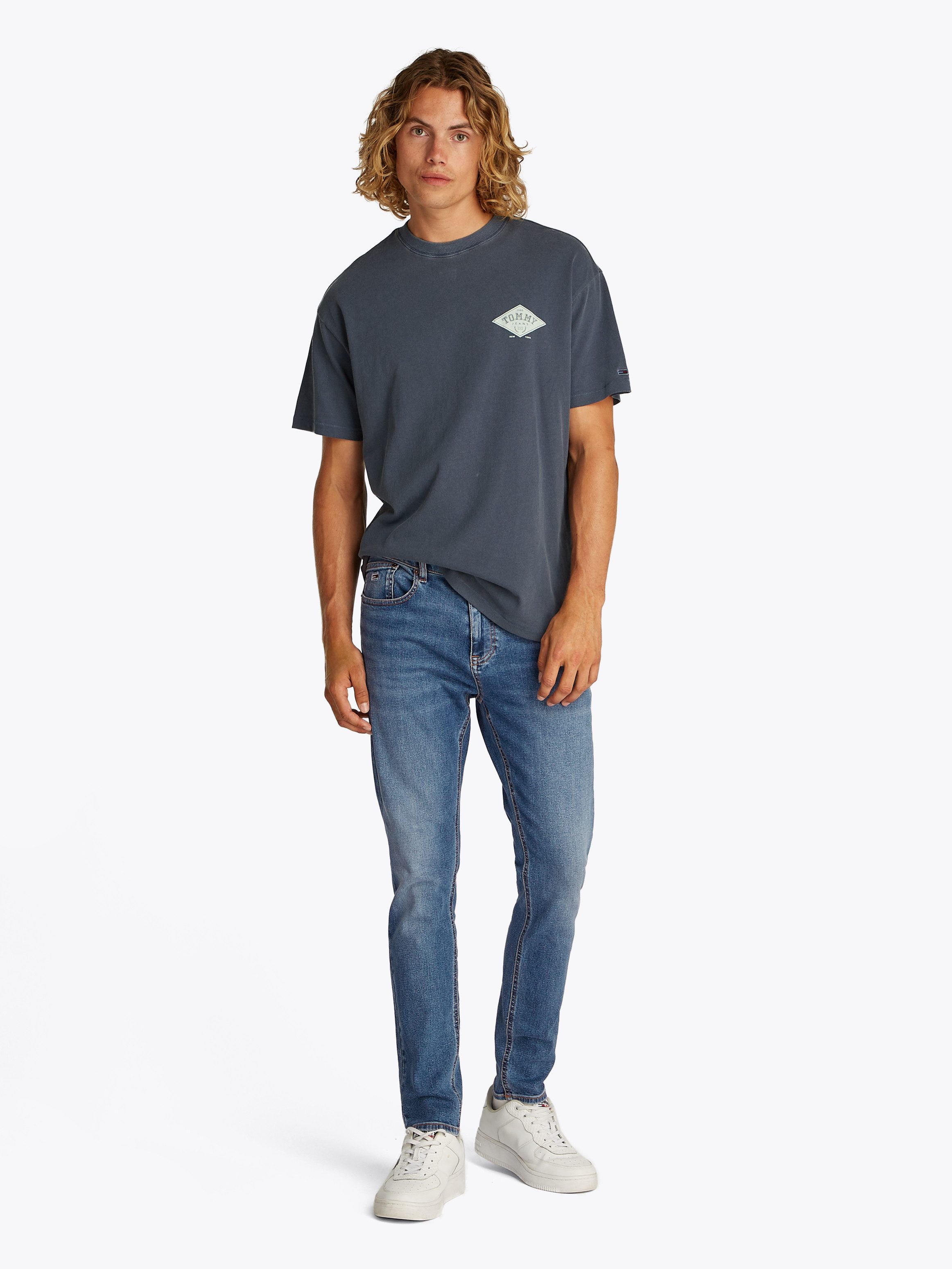 TOMMY JEANS Slim fit jeans AUSTIN SLIM TAPERED naar de enkel toe smaller wordende jeans met gemiddelde taillehoogte