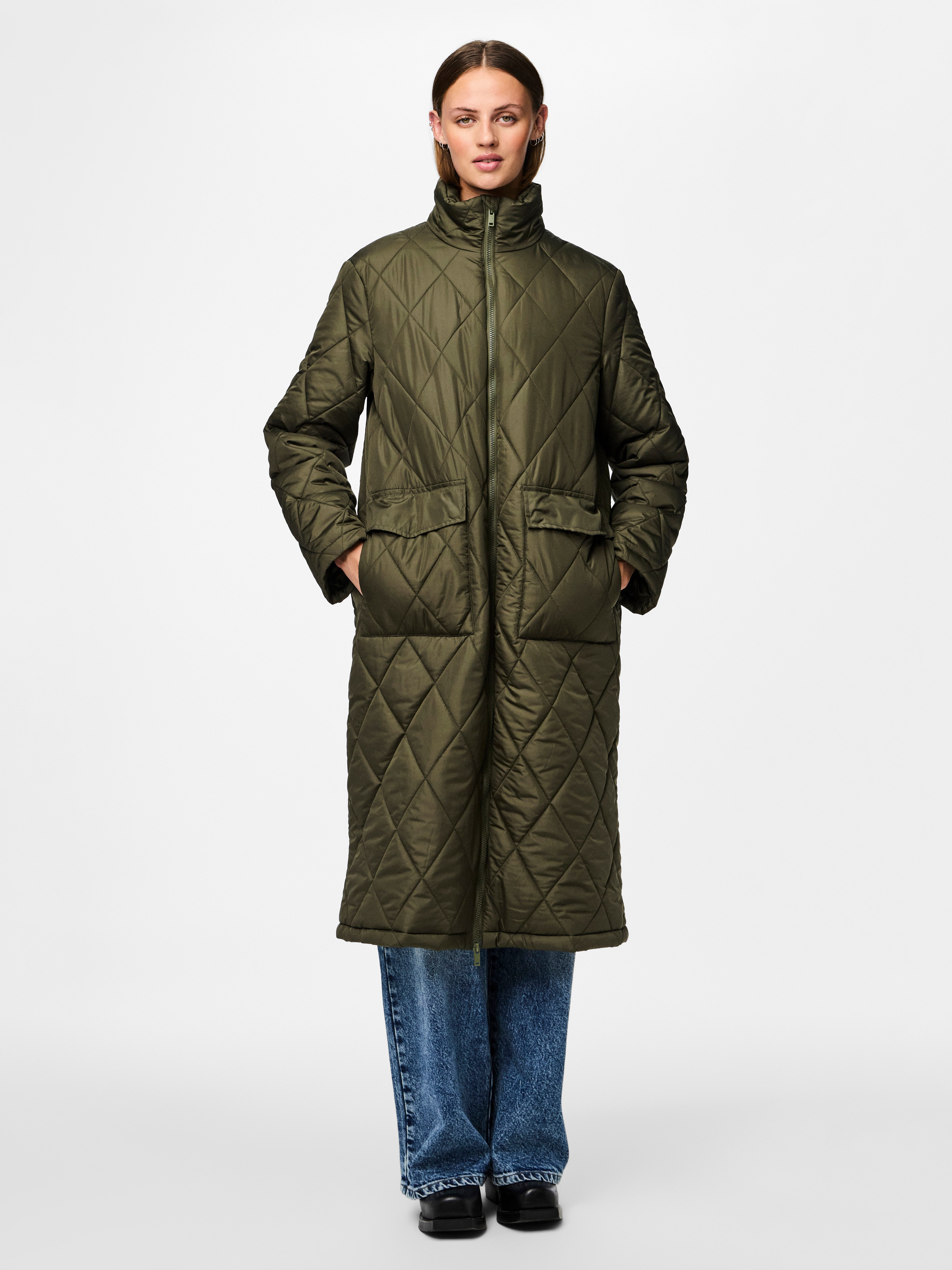 pieces Gewatteerde jas PCMAILEY LONG QUILTED JACKET NOOS BC
