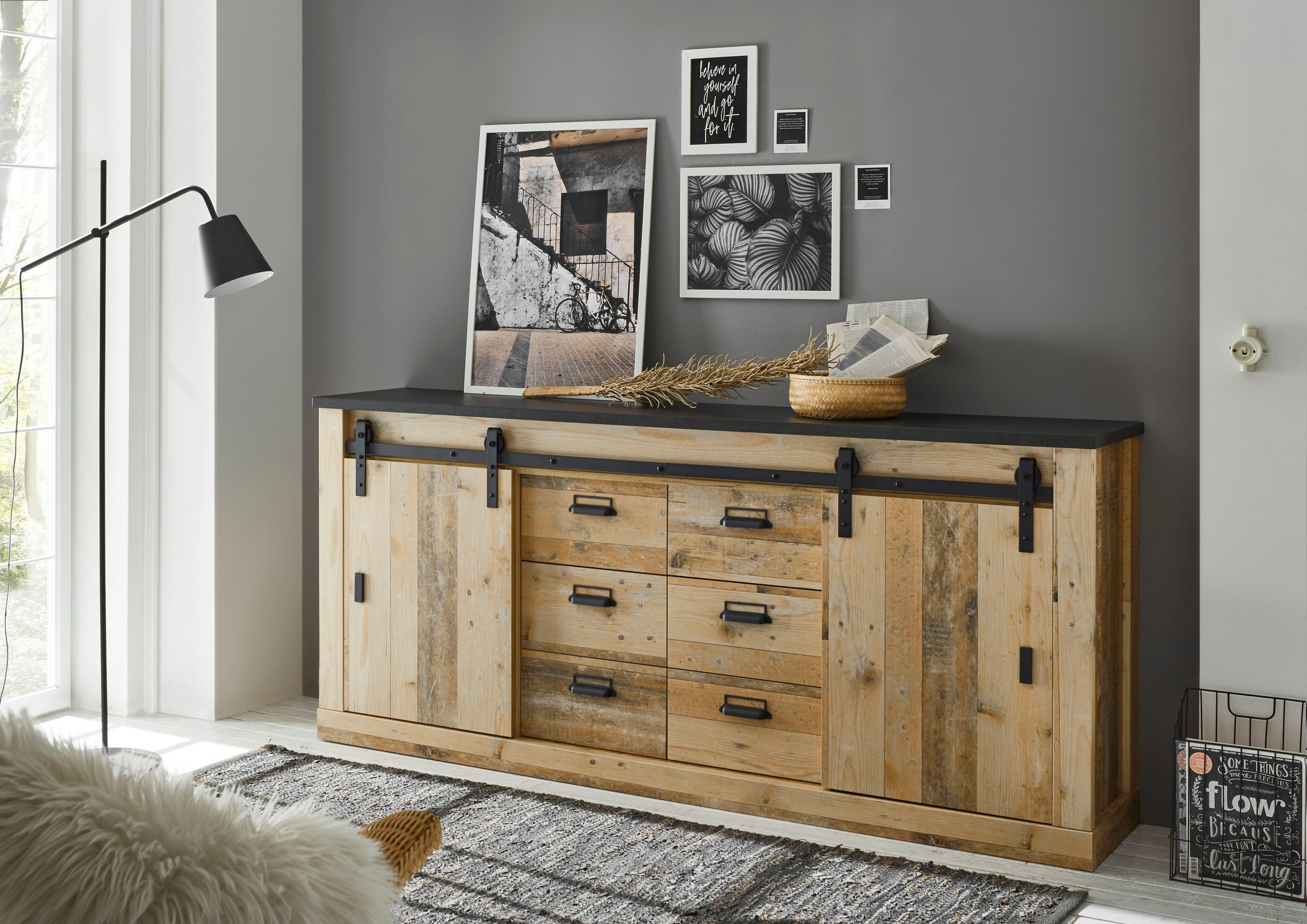 Home affaire Dressoir Sherwood modern houtdecor, met schuurdeurbeslag van metaal, breedte 201 cm