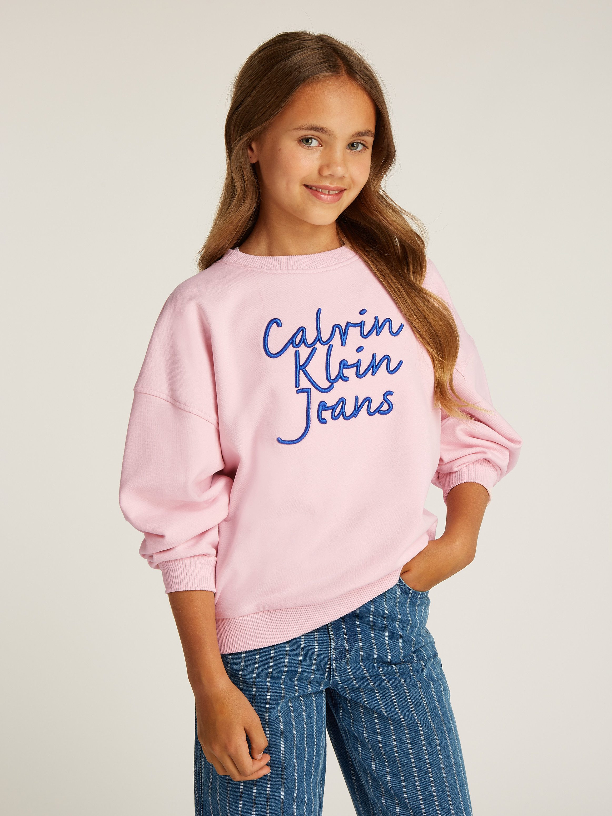 Calvin Klein Sweatshirt HANDW LOGO EMBR CN SWEATSHIRT voor kinderen tot 16 jaar met logostiksel