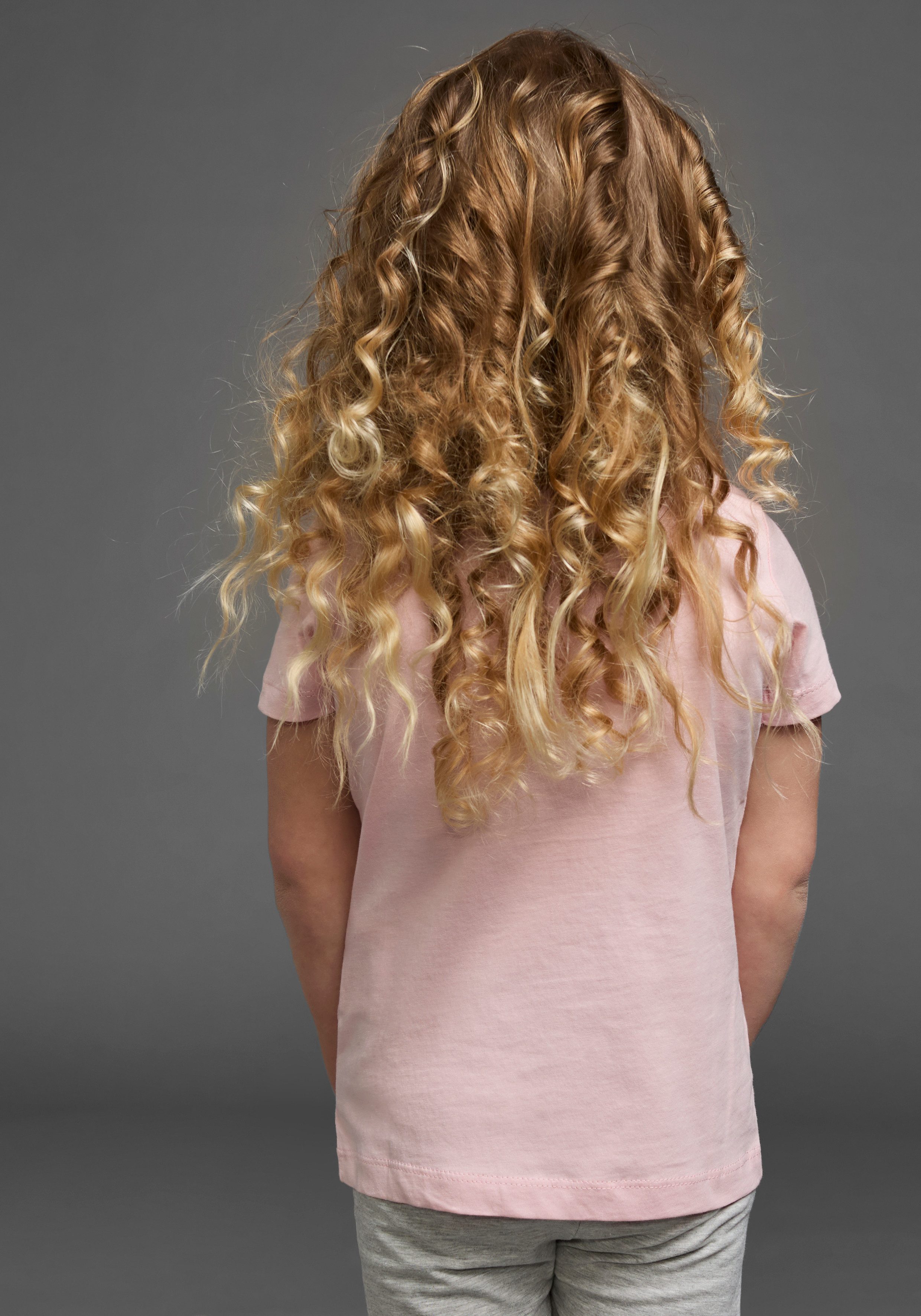 KIDSWORLD T-shirt Voor kleine meisjes Korte mouwen, basic gesneden pasvorm, met glinsterende details en print