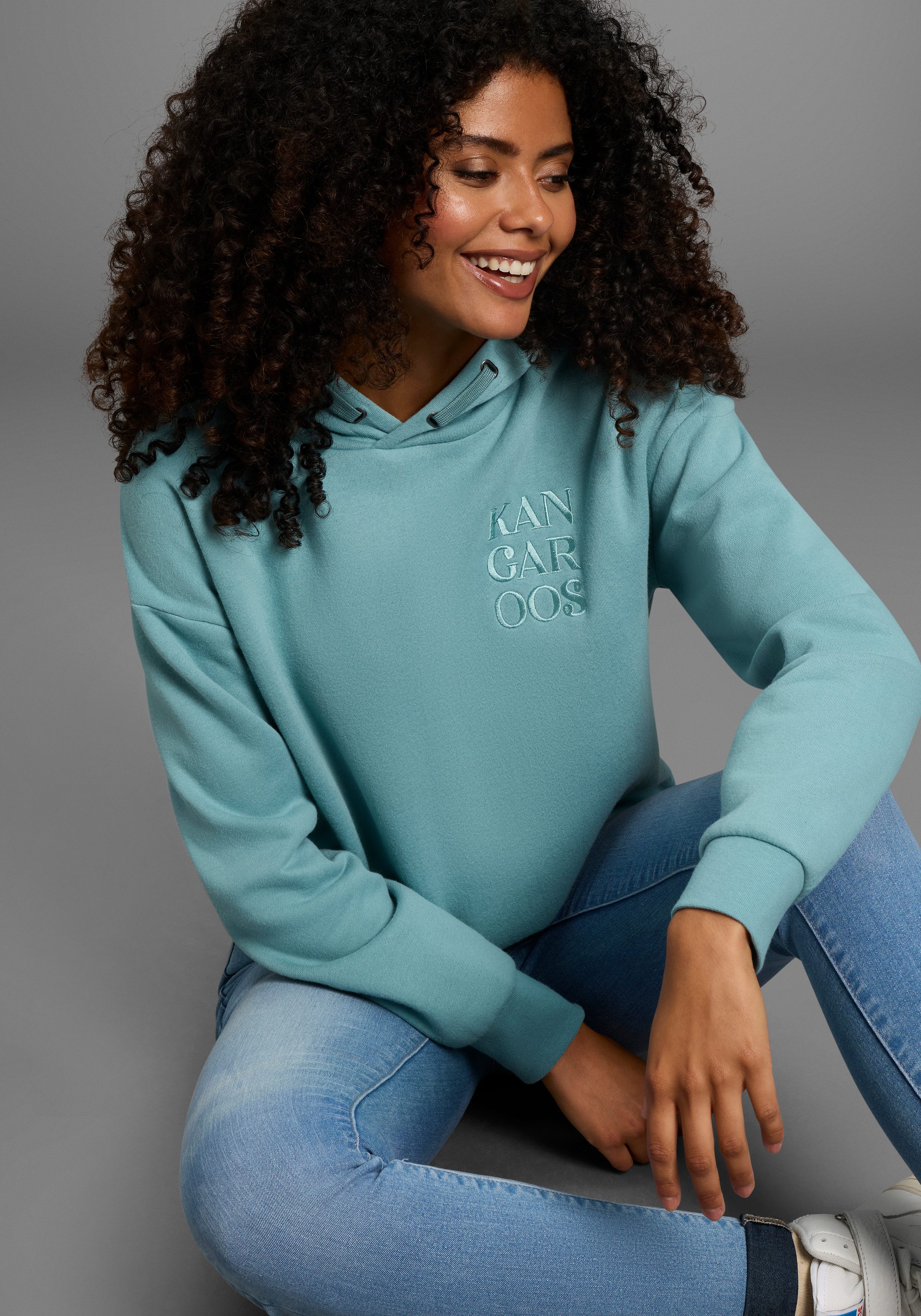 KangaROOS Hoodie met drukknopen bij de zoom