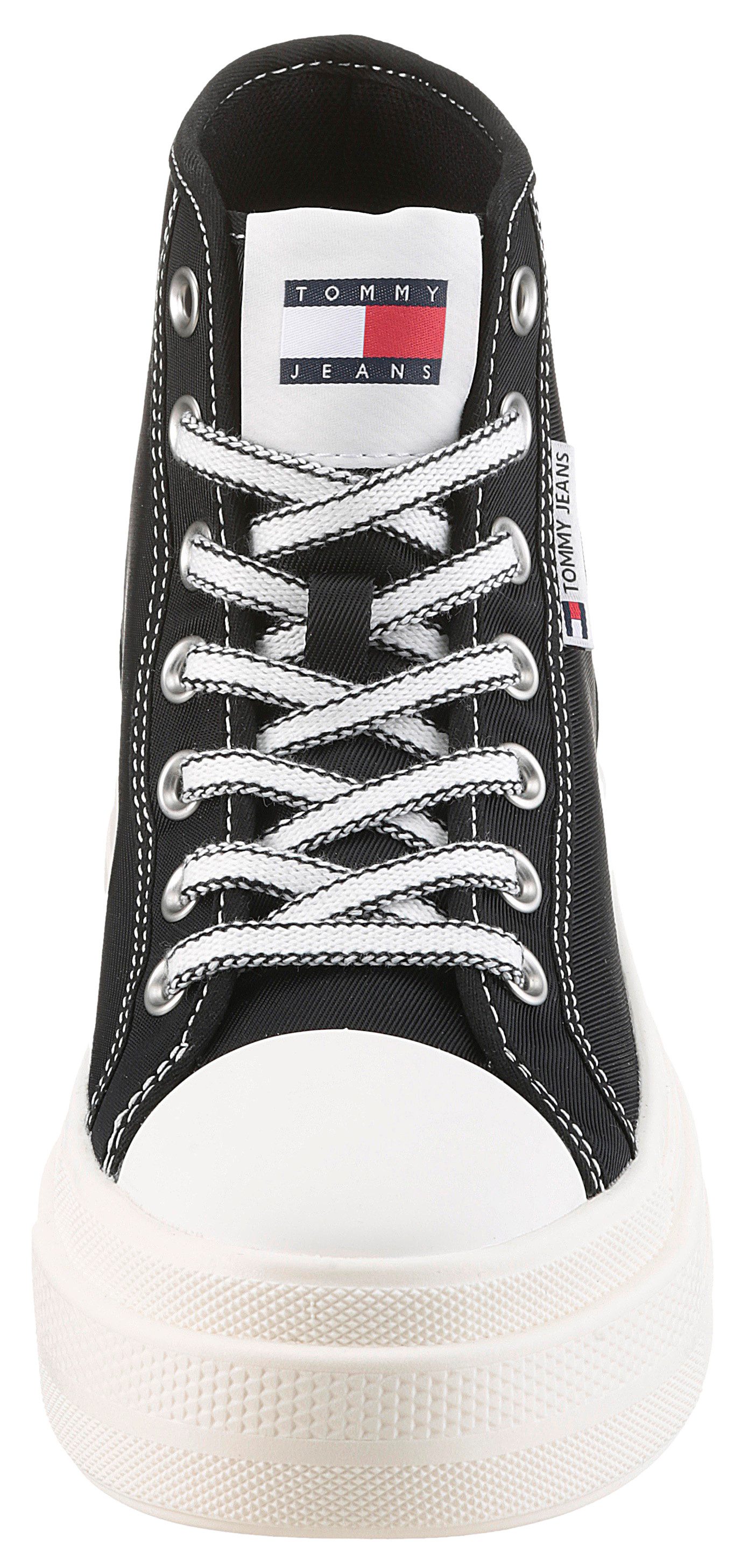 TOMMY JEANS Plateausneakers TJW FOXING FLATFORM SNEAKER HIGH vrijetijdsschoen, veterschoenen, high top sneaker met contraststiksels
