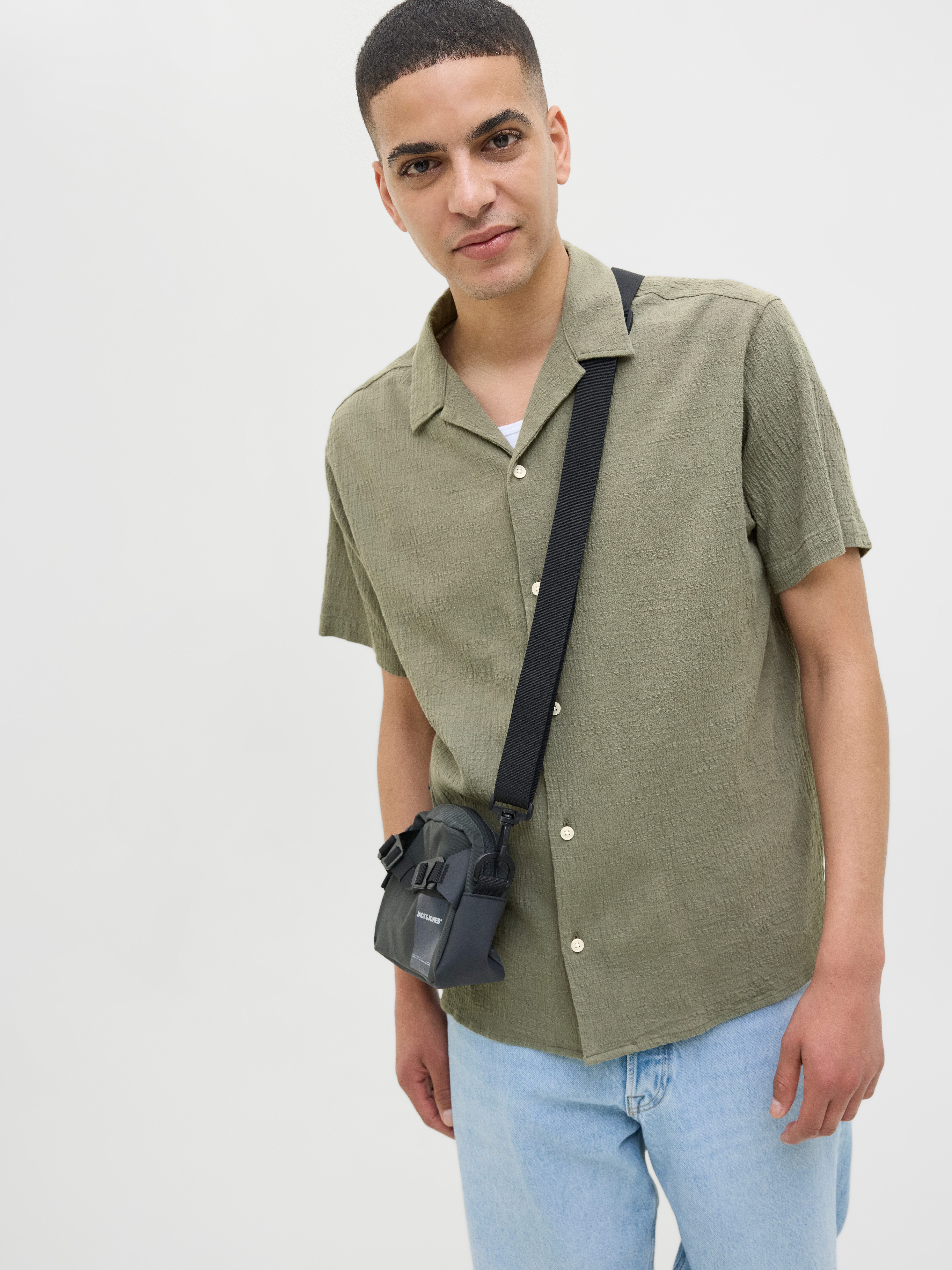 Jack & Jones Overhemd met korte mouwen JORLUKE CRINKLE RESORT SHIRT SS SN