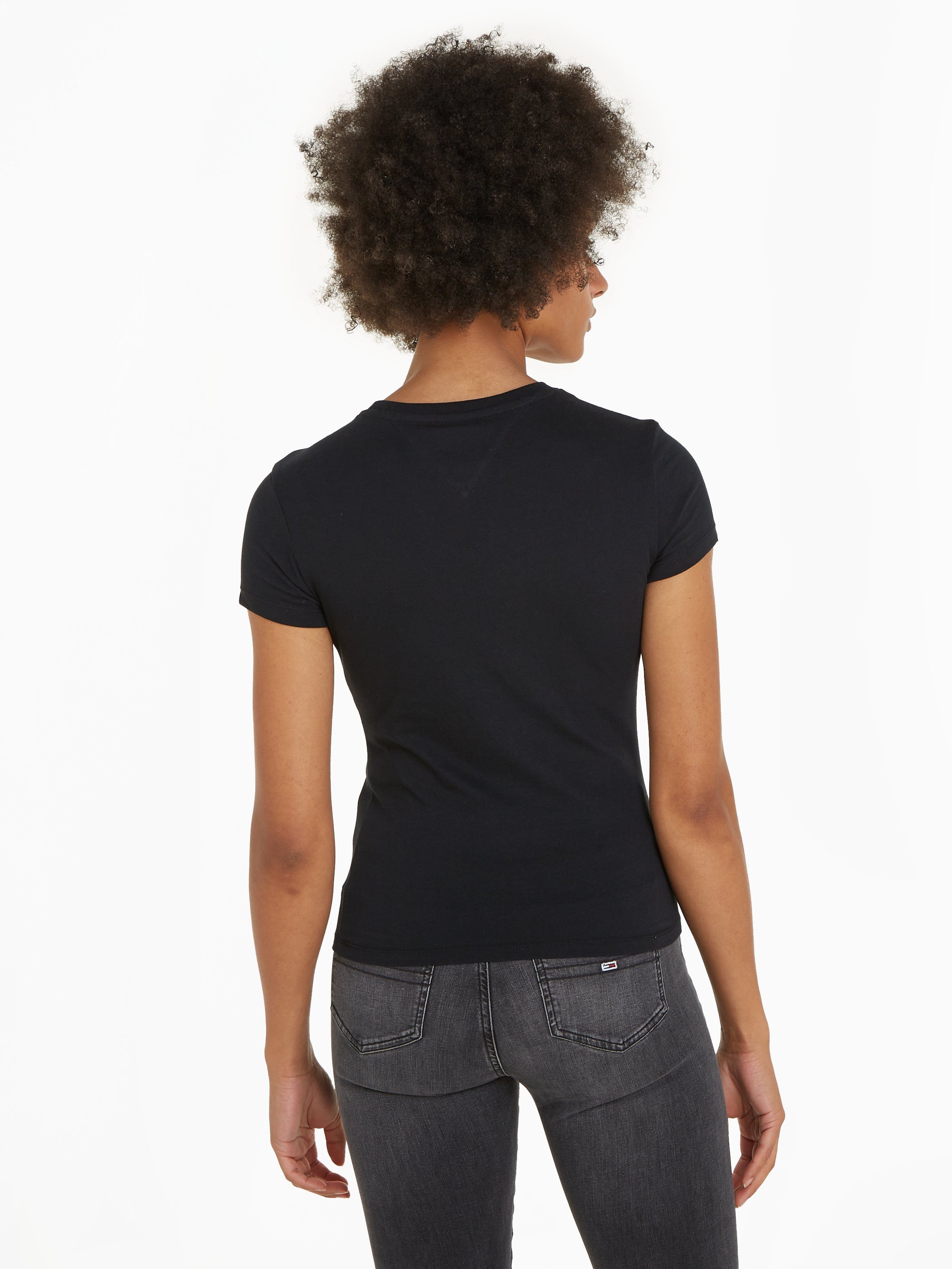 TOMMY JEANS Shirt met ronde hals Rib Slim Essential Logo Geribd shirt, fijne geribde jersey stof, elastisch met Tommy Jeans logo