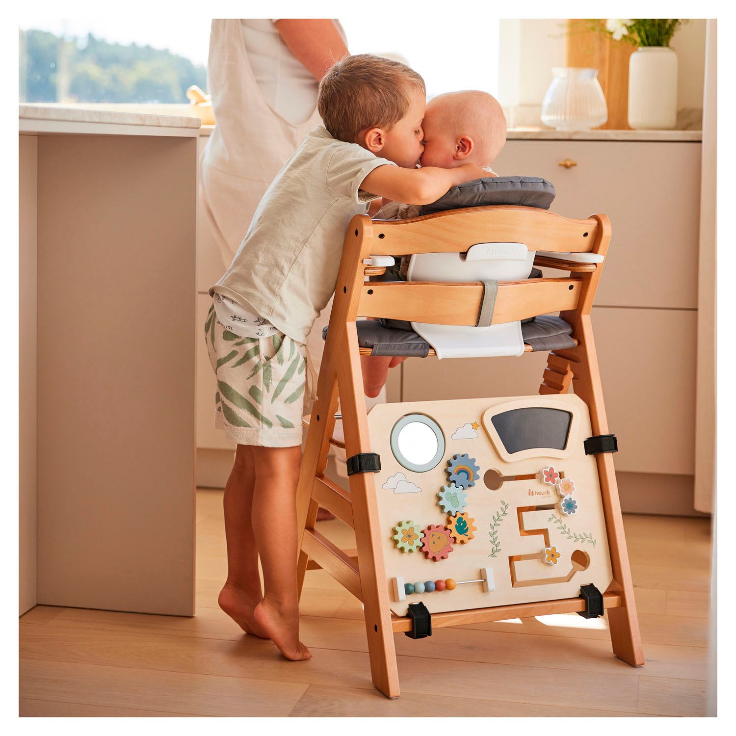 Hauck Motoriekbord Highchair Play Board FSC® - beschermt bossen wereldwijd, voor hoge stoelen Alpha+, Beta+, Arketa