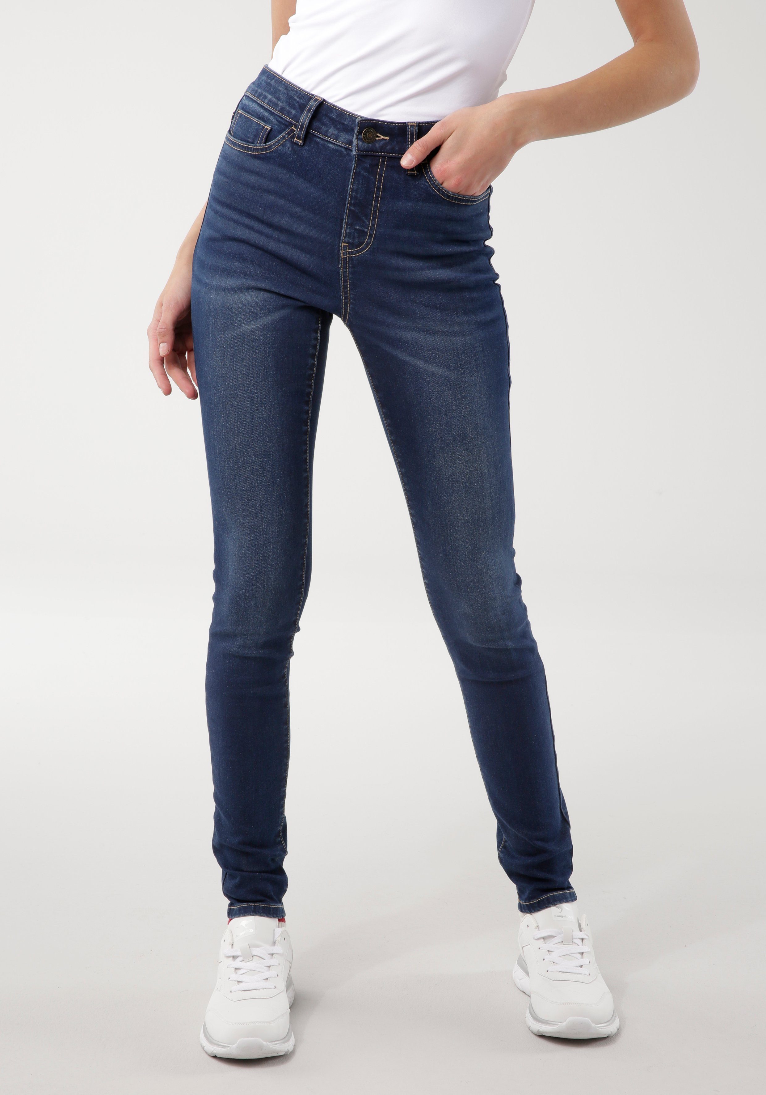 KangaROOS 5-pocketsjeans SUPER SKINNY HIGH RISE met gebruikt effect