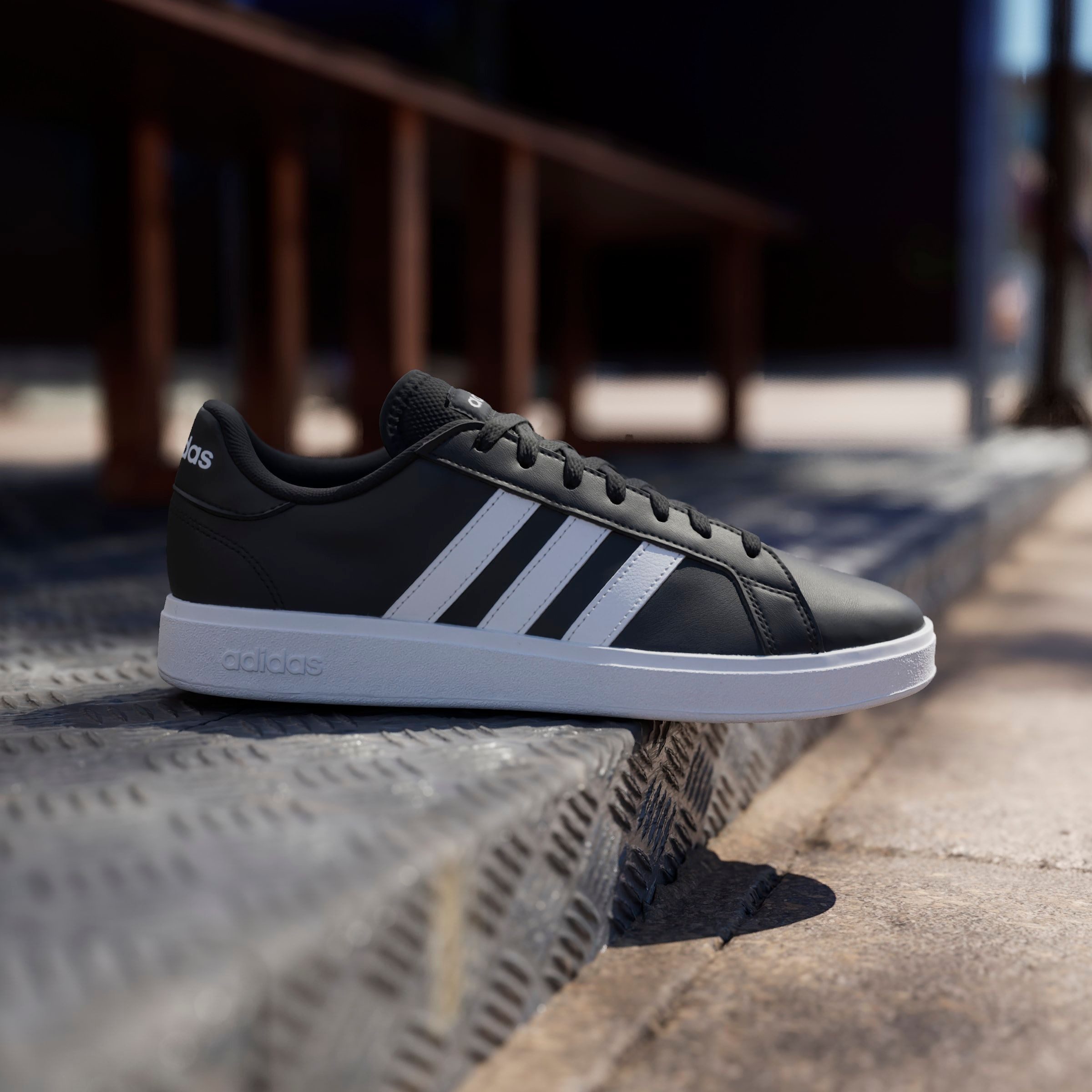 adidas Sportswear Sneakers GRAND COURT TD LIFESTYLE COURT CASUAL Design geïnspireerd op de adidas Superstar