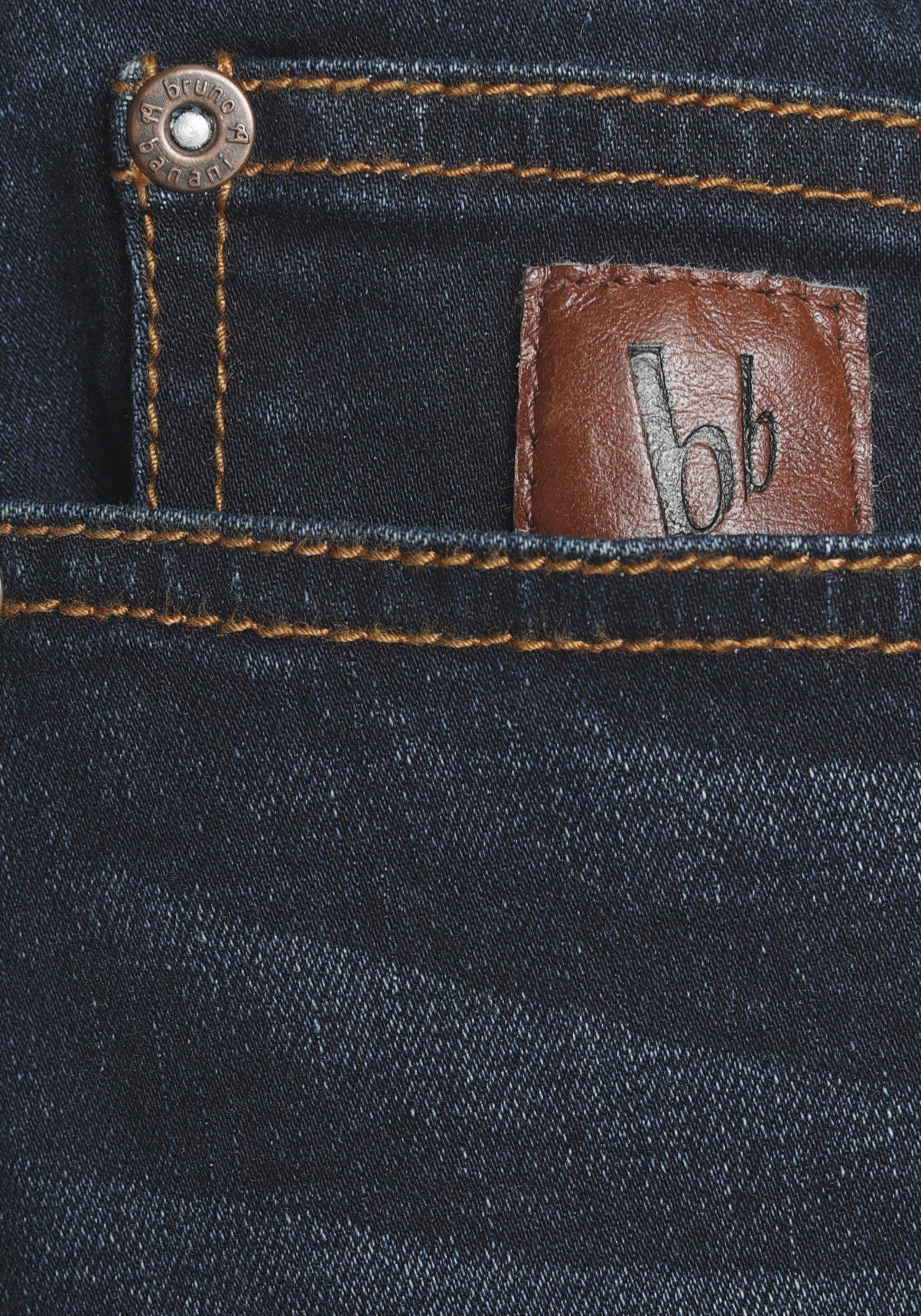 Bruno Banani Straight jeans Hutch rechte broekspijpen, gedeeltelijk met modieuze destroyed-effecten,