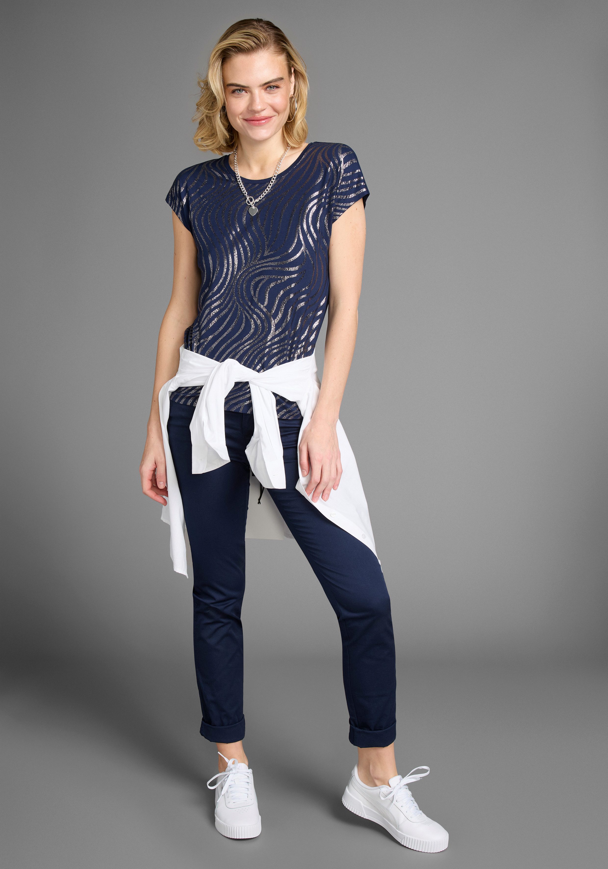 Laura Scott Shirt met ronde hals Korte mouwen, figuurvolgend, van elastische single jersey