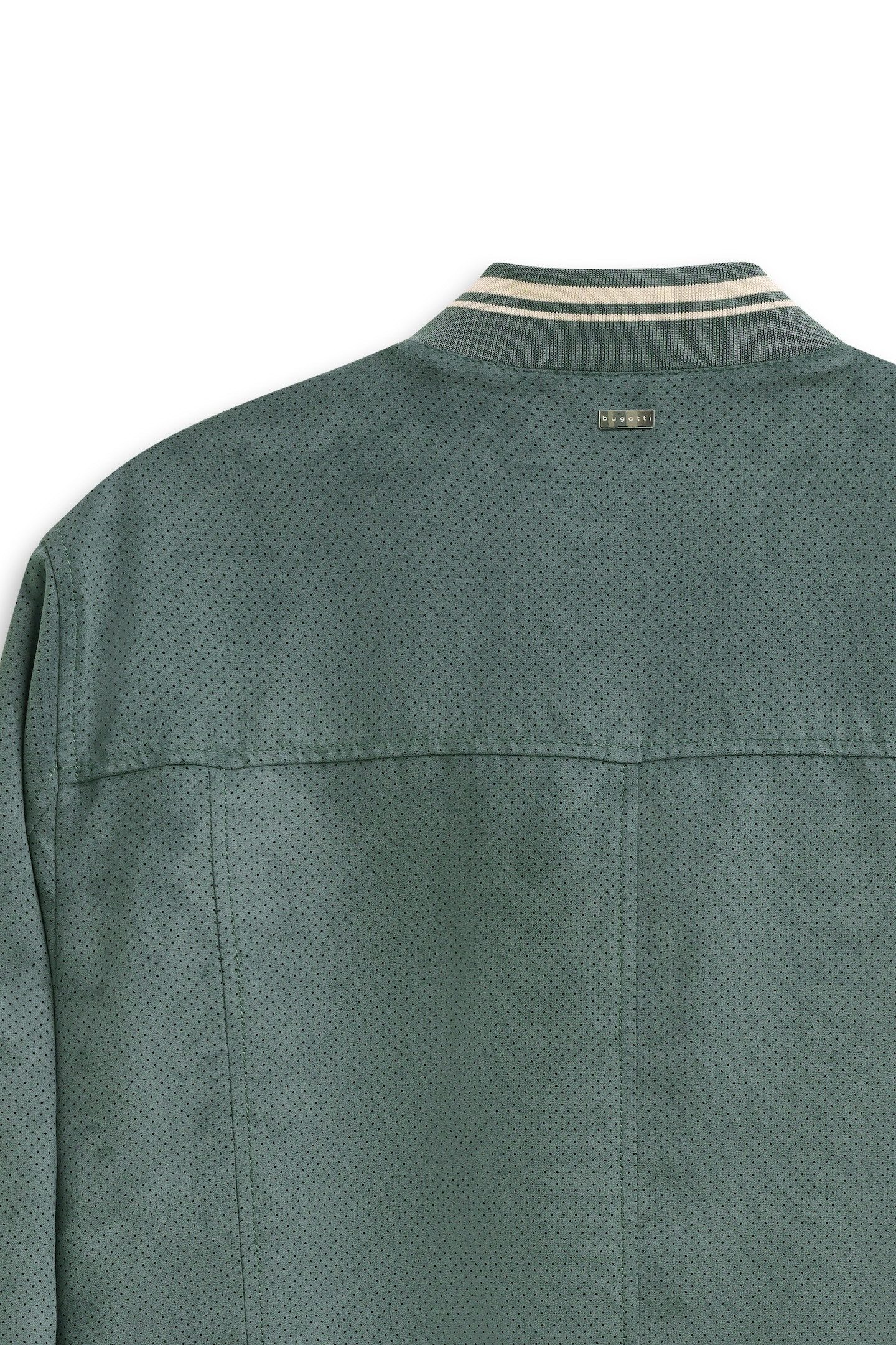 Bugatti Jack in collegestijl Regular fit waterafstotend ondanks licht geperforeerde bovenstof