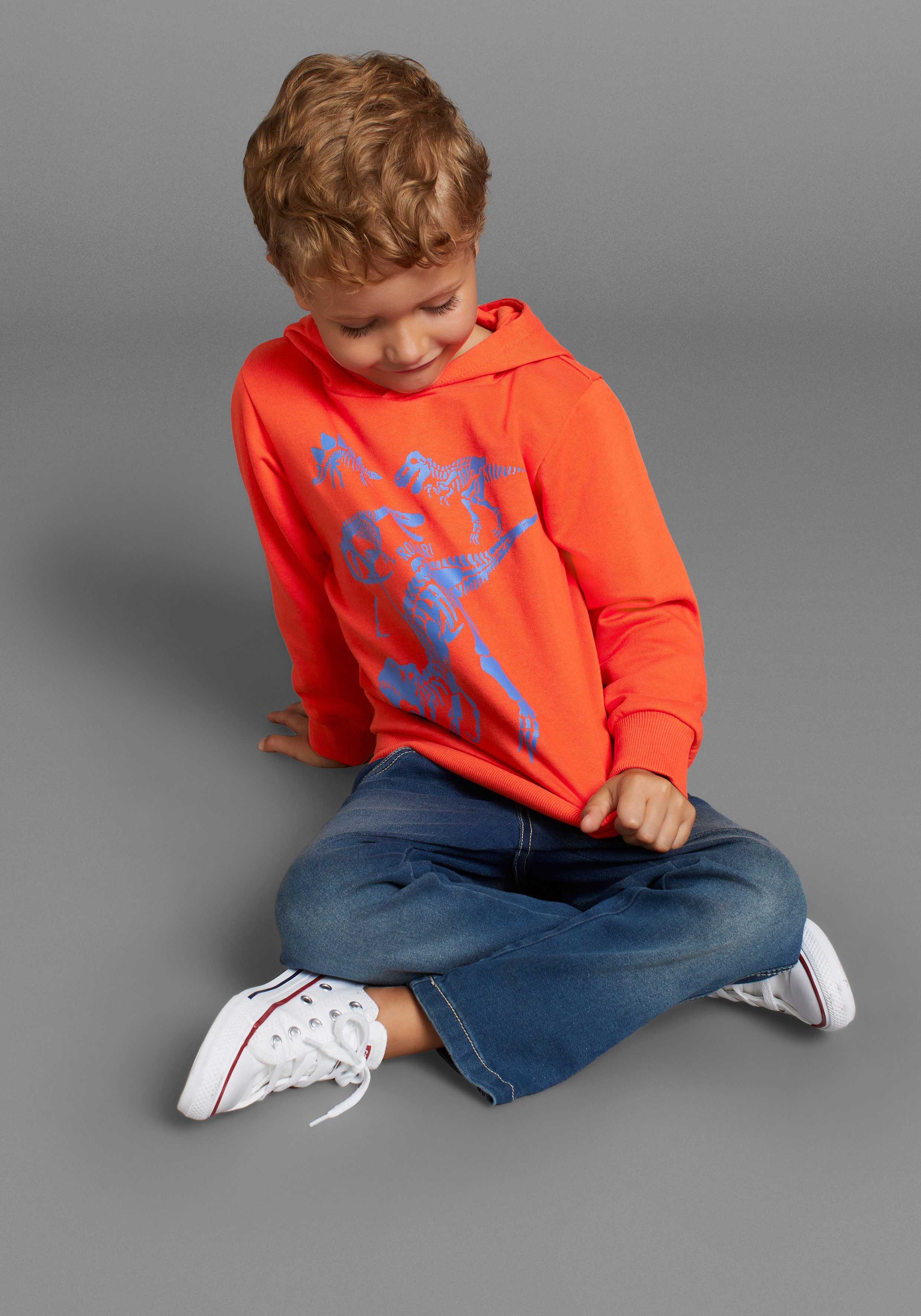 KIDSWORLD Hoodie Dino Lange mouwen, basic pasvorm, met stijlvolle print, van katoen