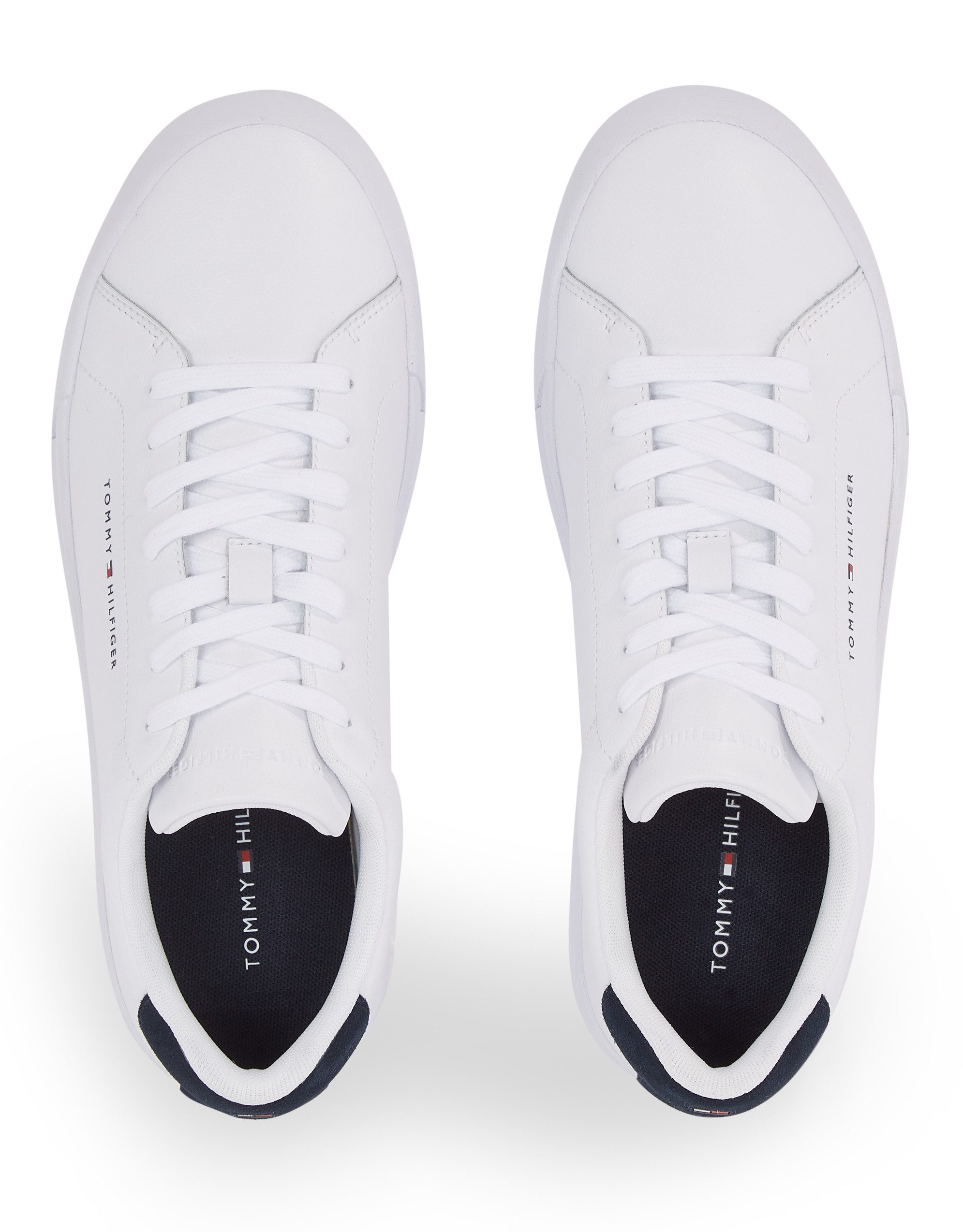 Tommy Hilfiger Plateausneakers TH COURT LEATHER GRAIN ESS , vrijetijdsschoen, lage schoen, veterschoen met logo-opdruk
