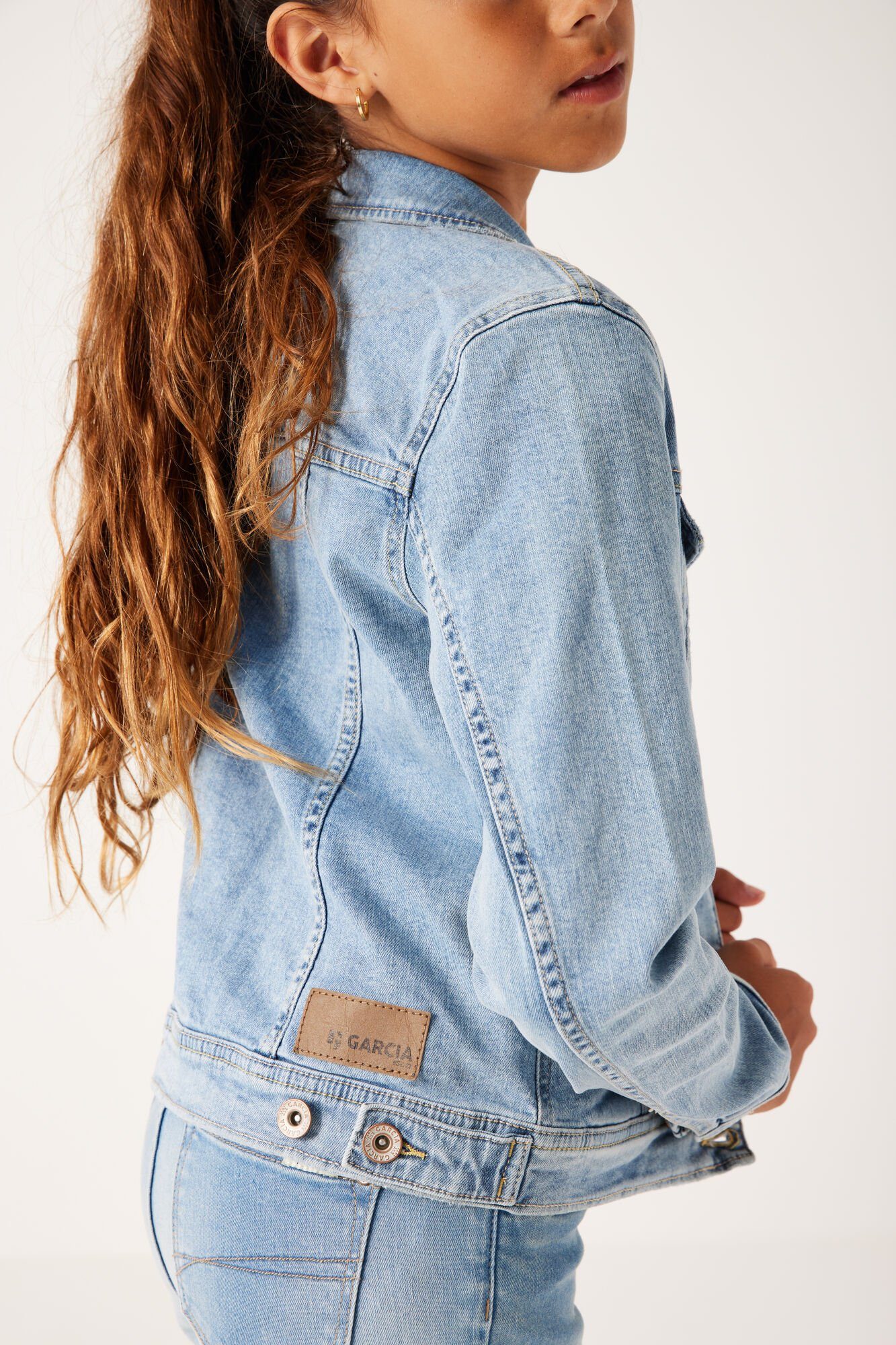 Garcia Jeansjack Chiara 100 in smalle vorm voor meisjes