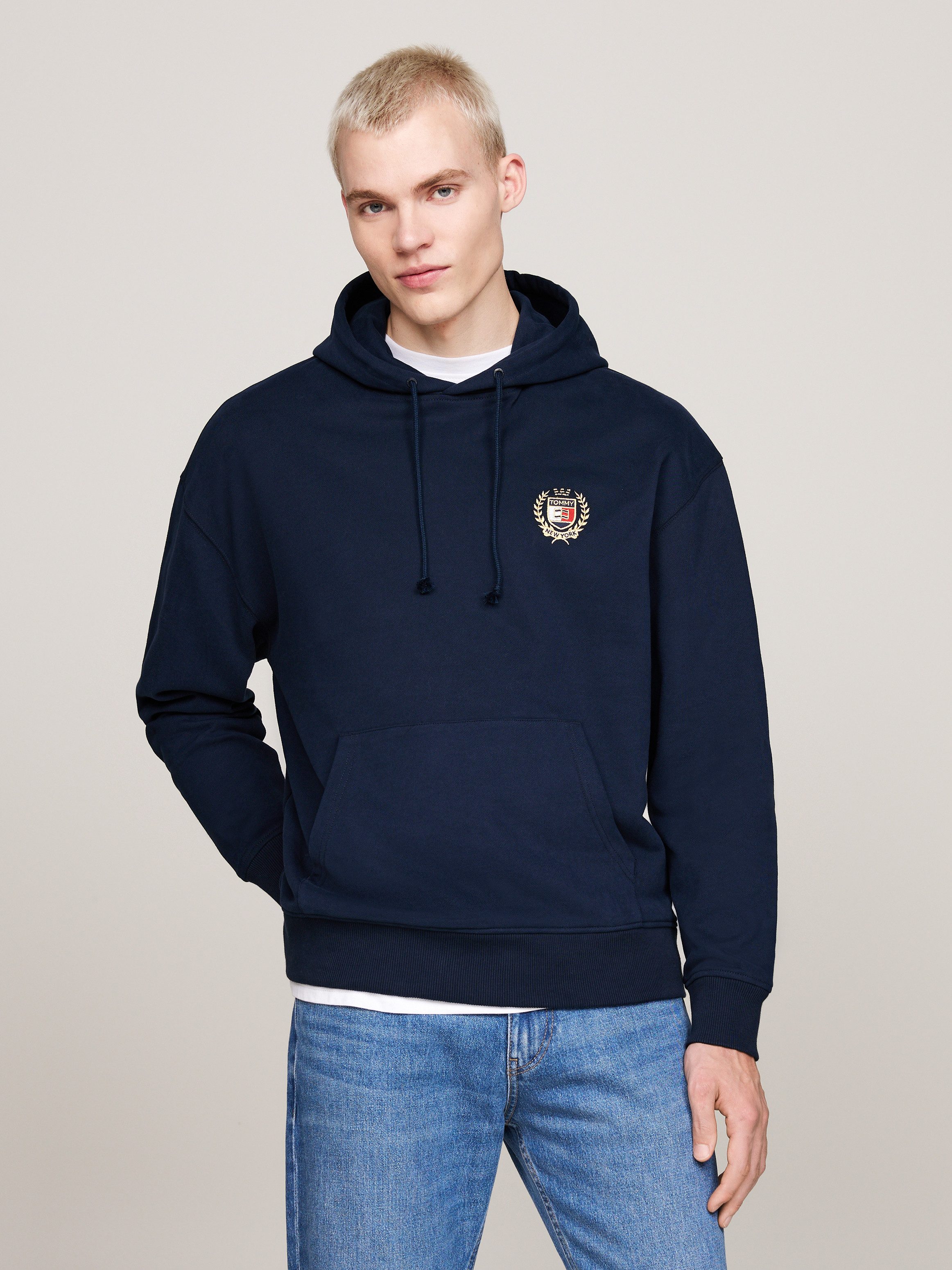 TOMMY JEANS Sweatshirt TJM REG TJ FLAG CREST HOOD EXT geborduurd merkembleem op borsthoogte