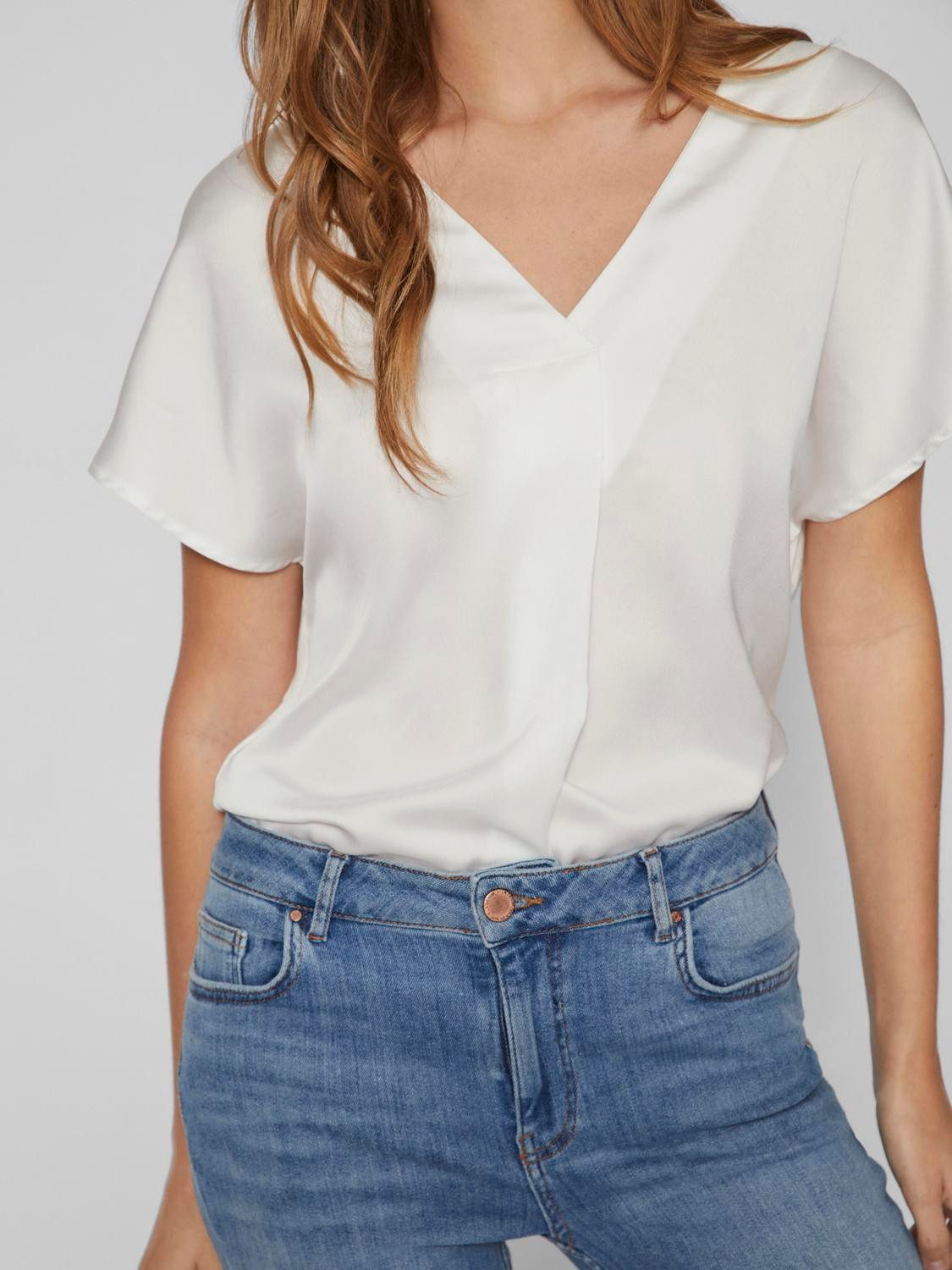 Vila Shirt met V-hals VIELLETTE V-NECK S S SATIN TOP NOOS