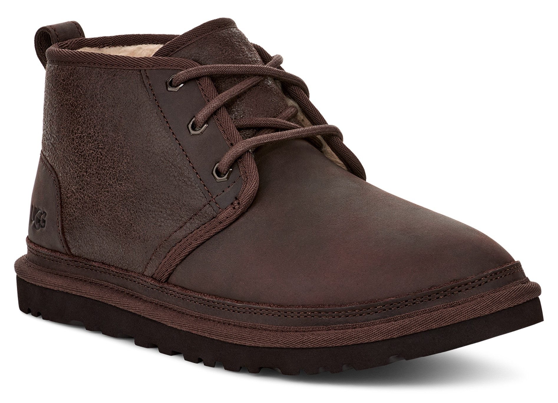 UGG Veterschoenen NEUMEL DISTRESSED Chukka boots, winterlaarzen met gepolsterde voetbed