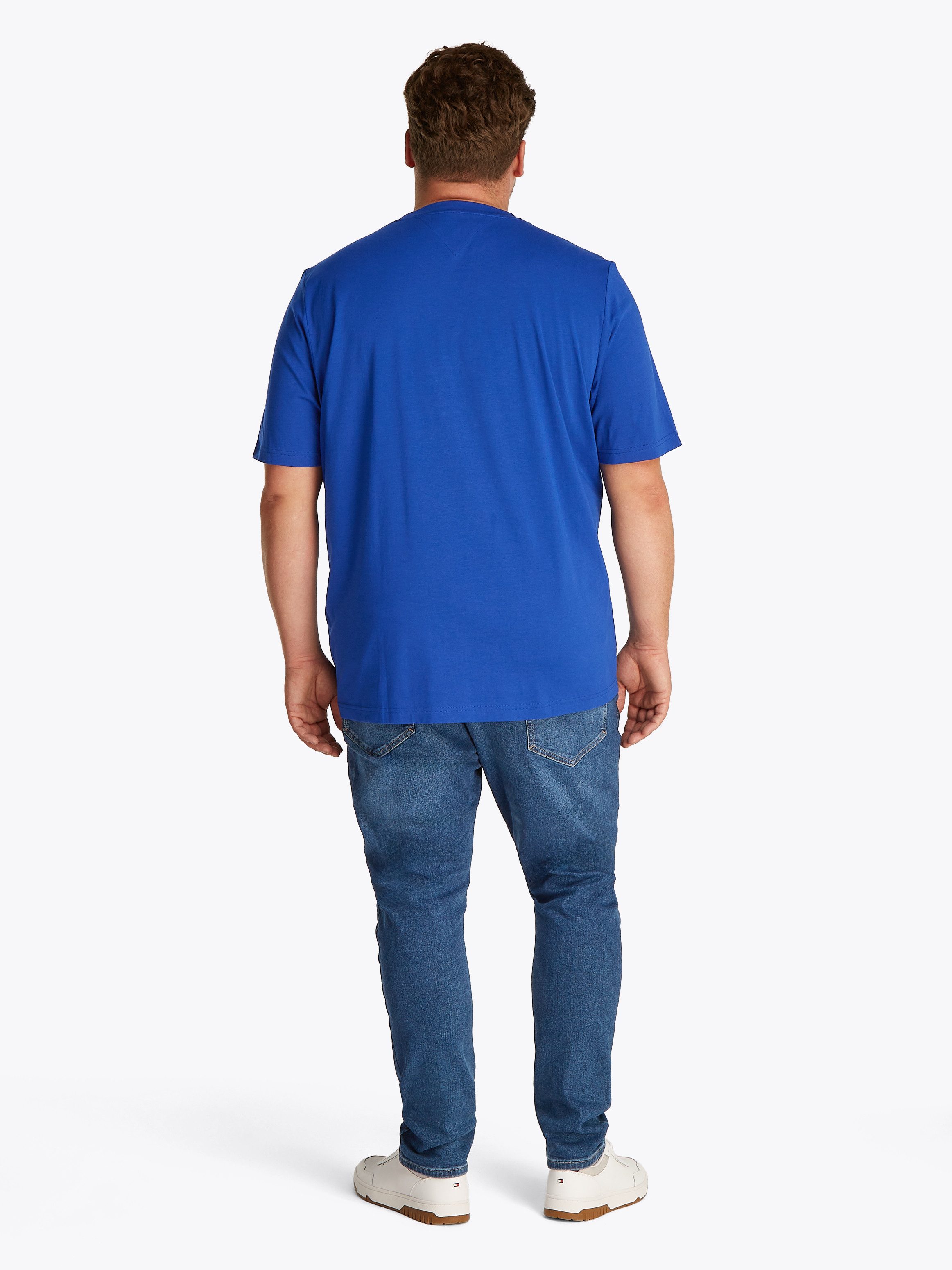 Tommy Hilfiger T-shirt BT-HILFIGER CENTER STACK TEE-B Grote maten, met meerkleurige print