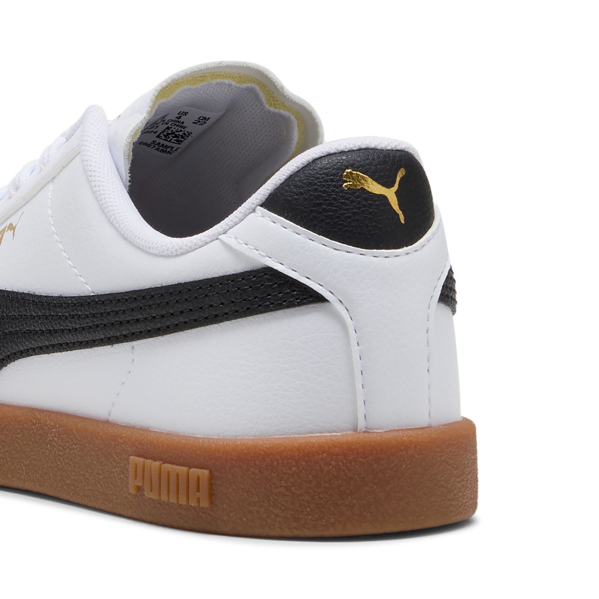PUMA Sneakers