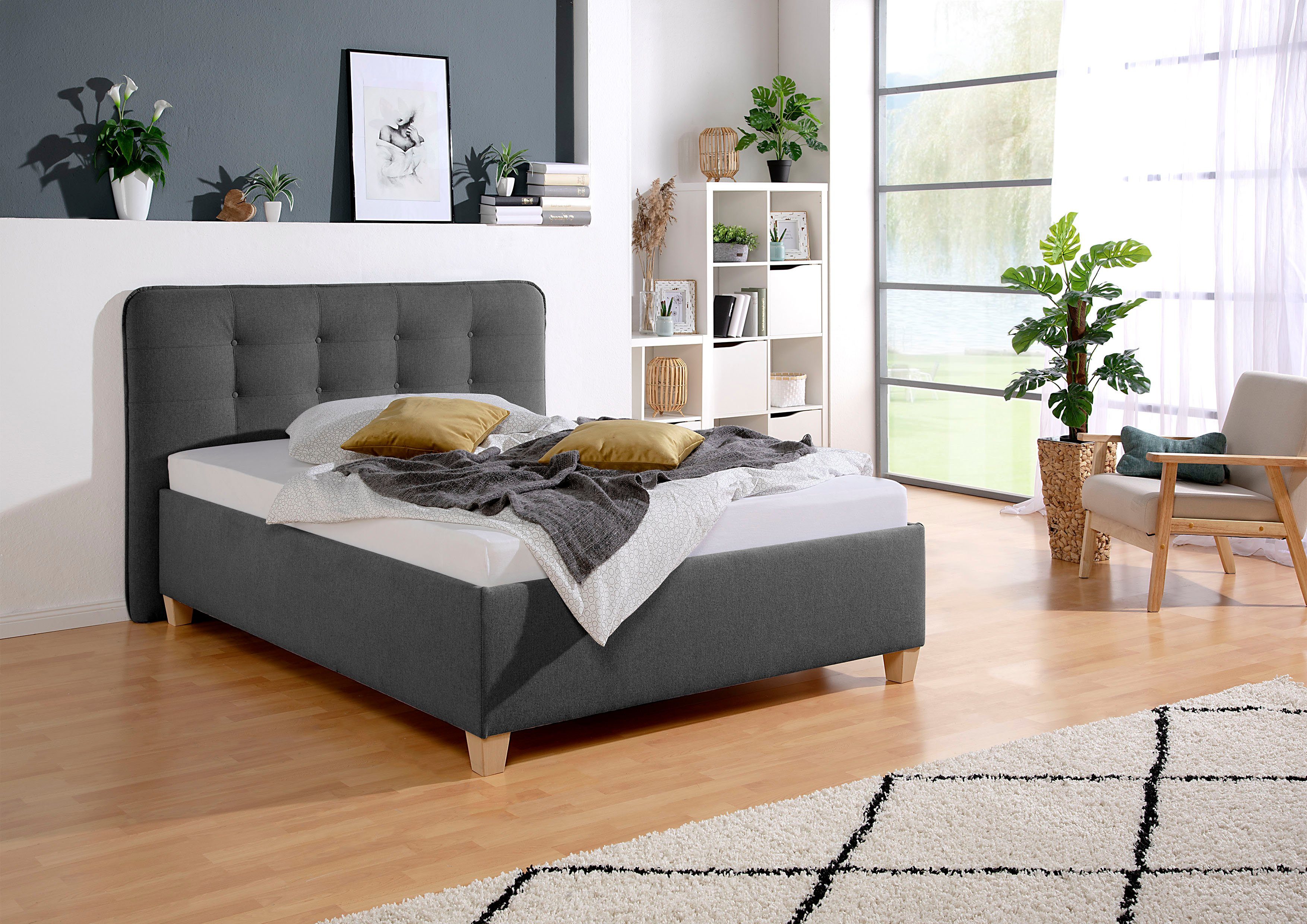 Maintal Gestoffeerd bed inclusief bedkist