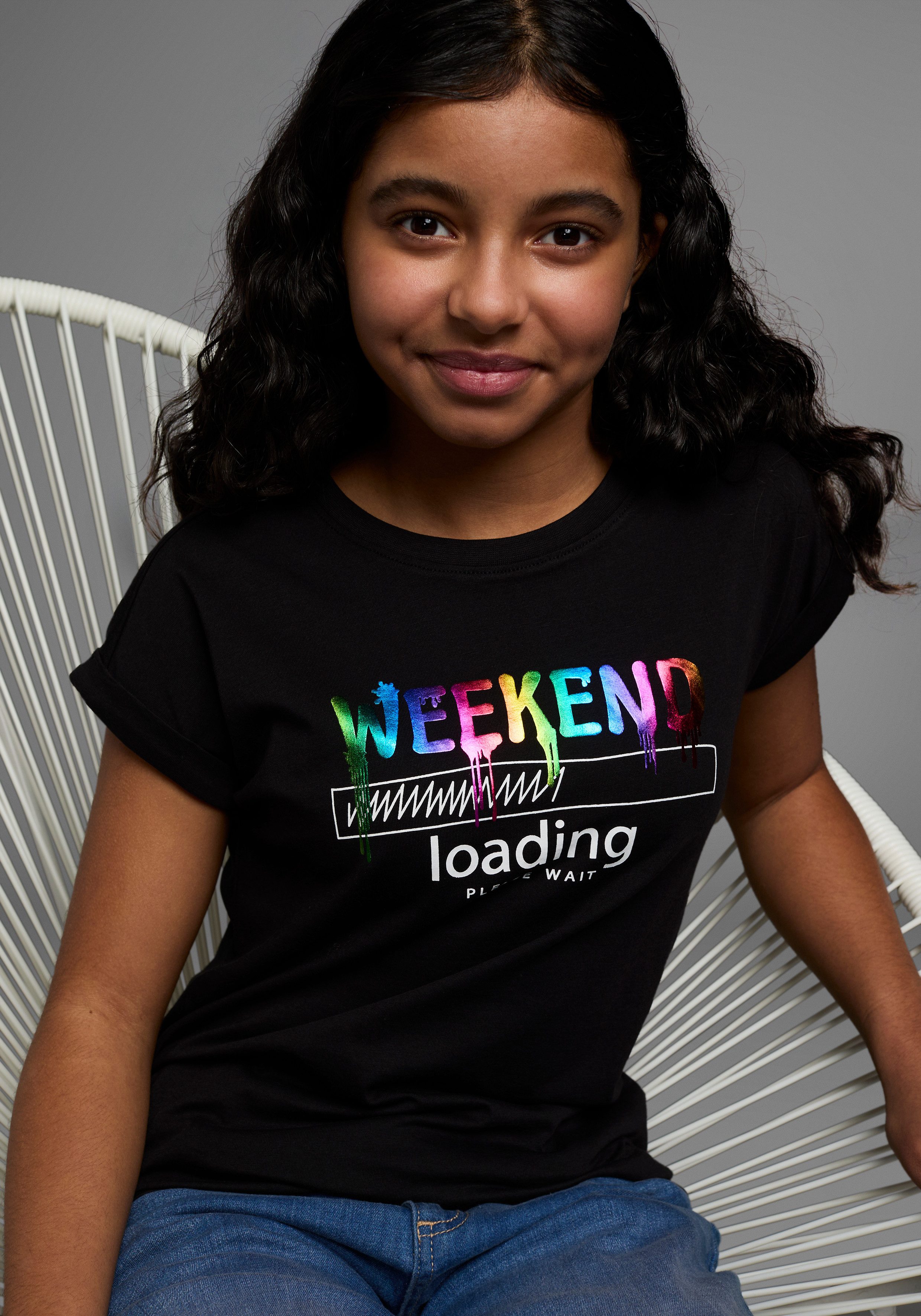 KIDSWORLD T-shirt WEEKEND loading...please wait Korte mouwen, wijde pasvorm, bedrukt uiterlijk, ronde hals
