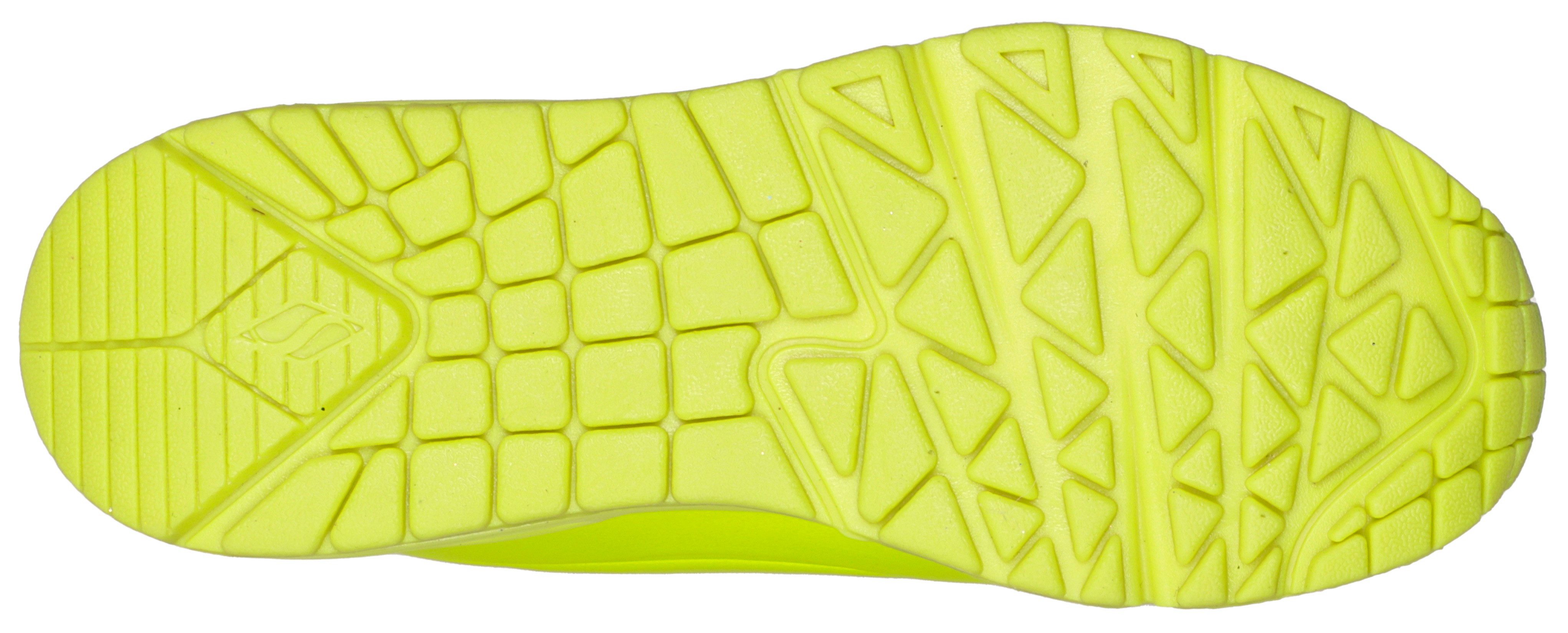 Skechers Plateausneakers UNO GEN1 - NEON GLOW Wedge sneaker, veterschoen, sneaker met neon glow