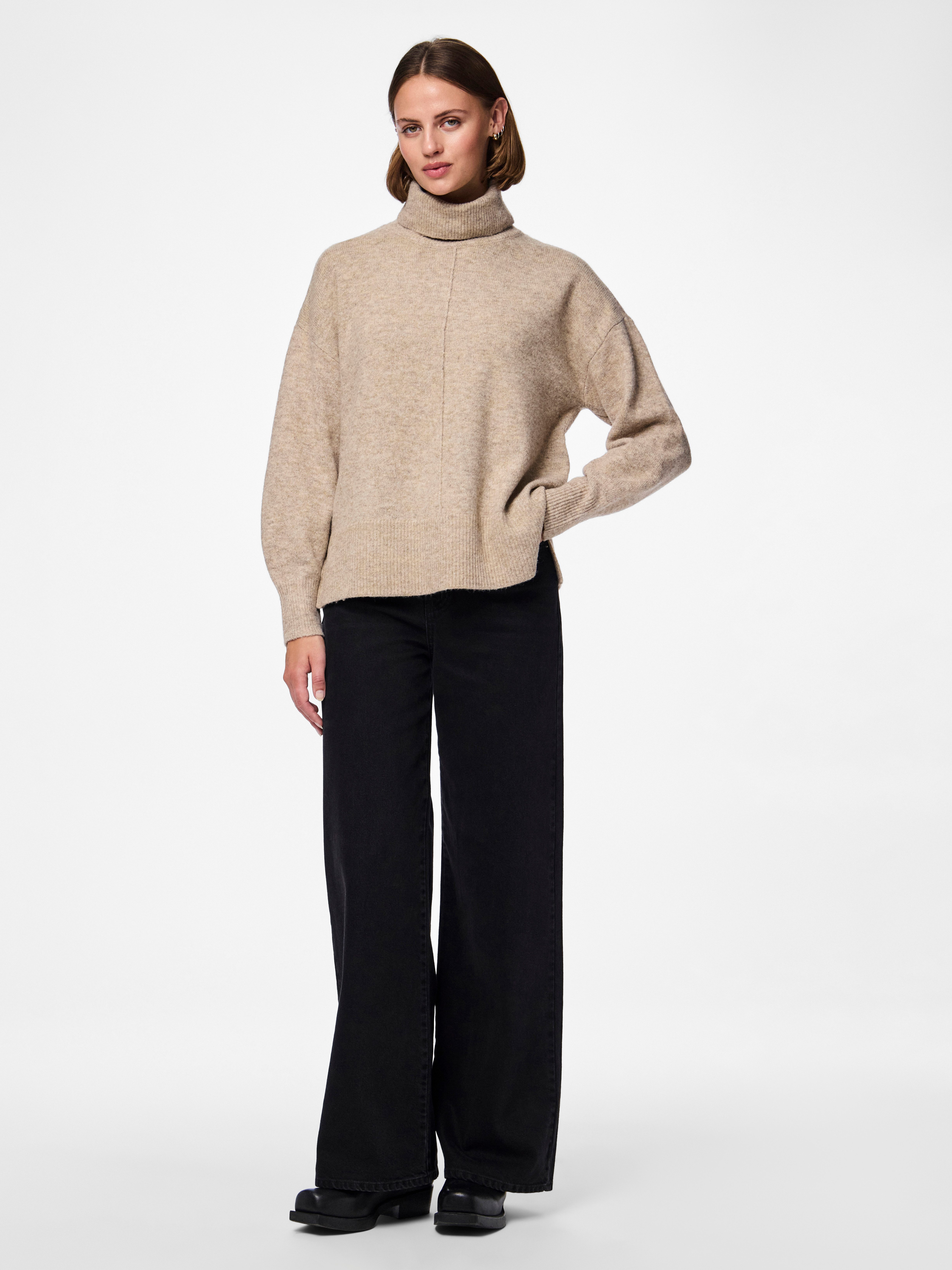pieces Coltrui PCMALOU LS ROLLNECK KNIT NOOS BC