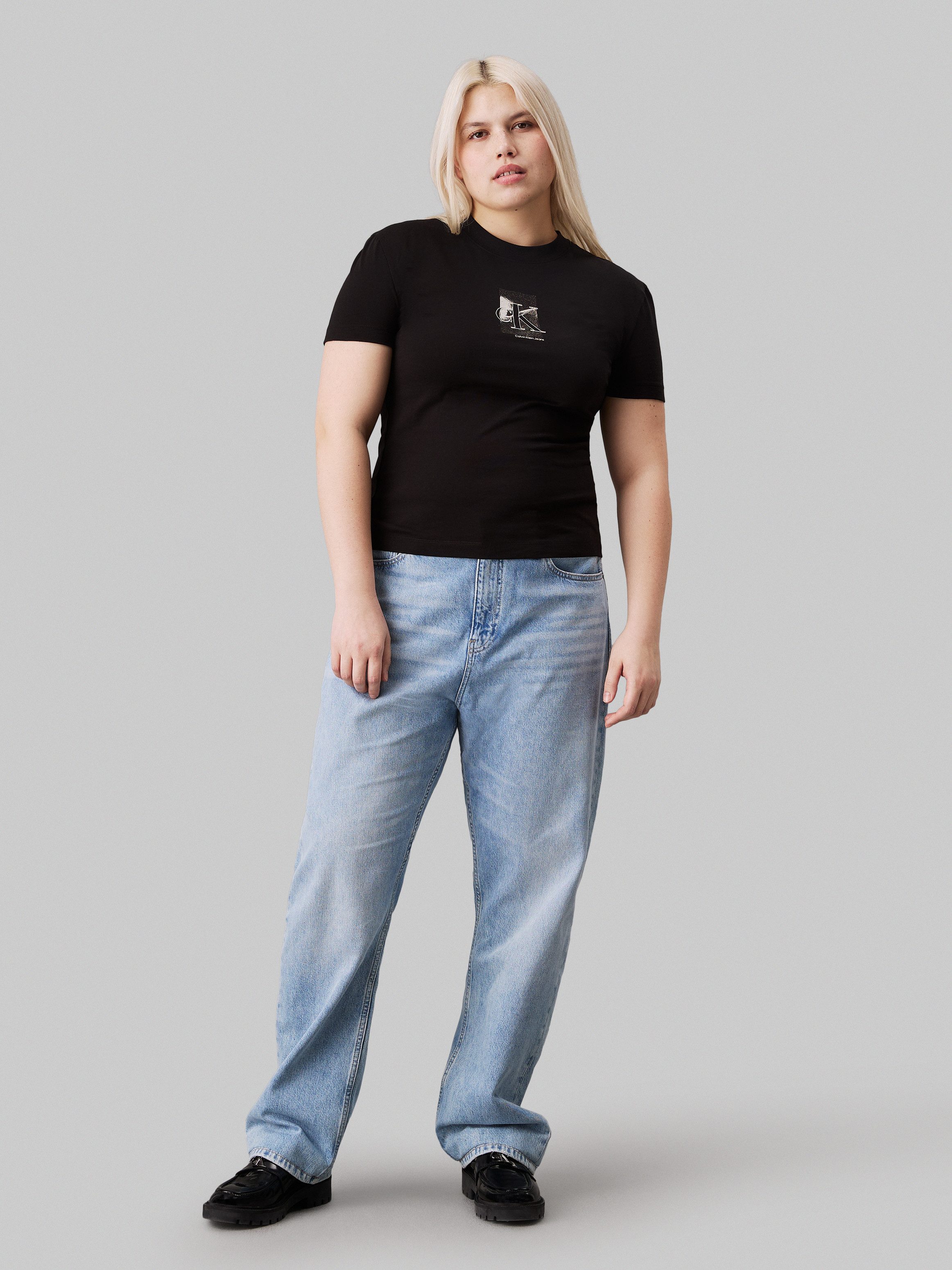 Calvin Klein Jeans Plus T-shirt PLUS DIFFUSED CK REGULAR TEE in grote maten en met logo-merklabel