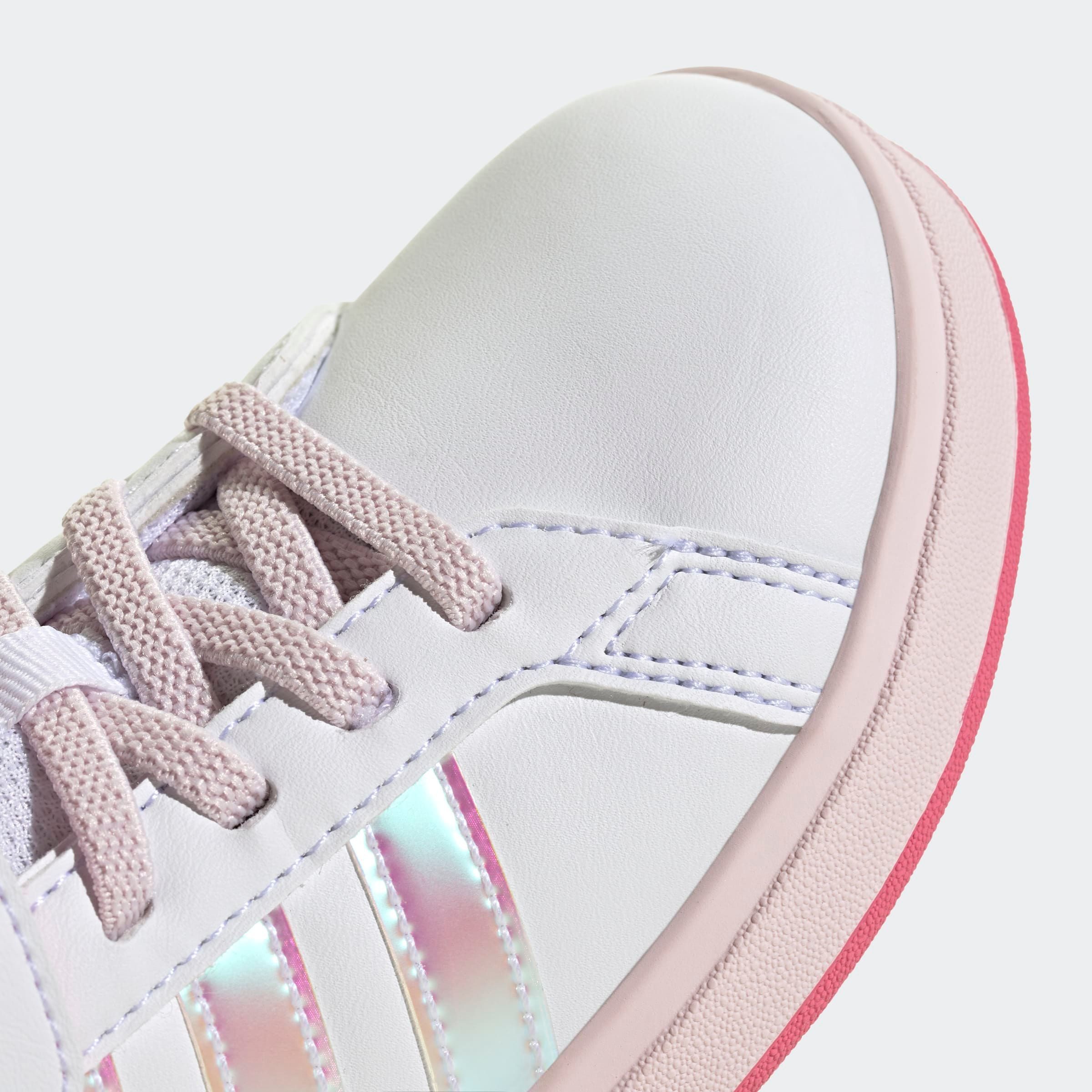 adidas Sportswear Klittenbandschoenen GRAND COURT 2.0 KIDS Design geïnspireerd op de adidas Superstar
