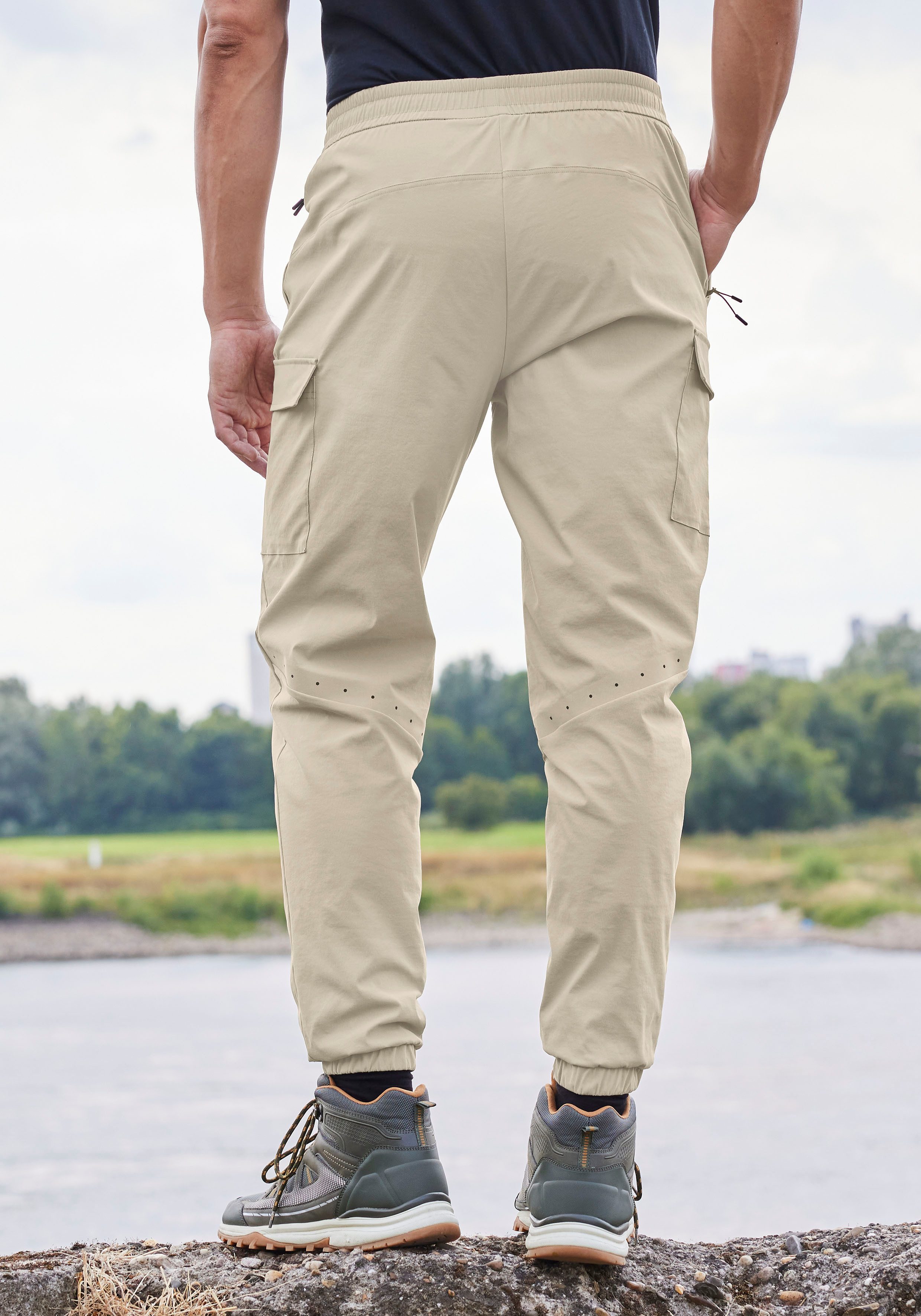 John Devin Jogpants Trekking-outdoorbroek met ventilatie in de kniezone