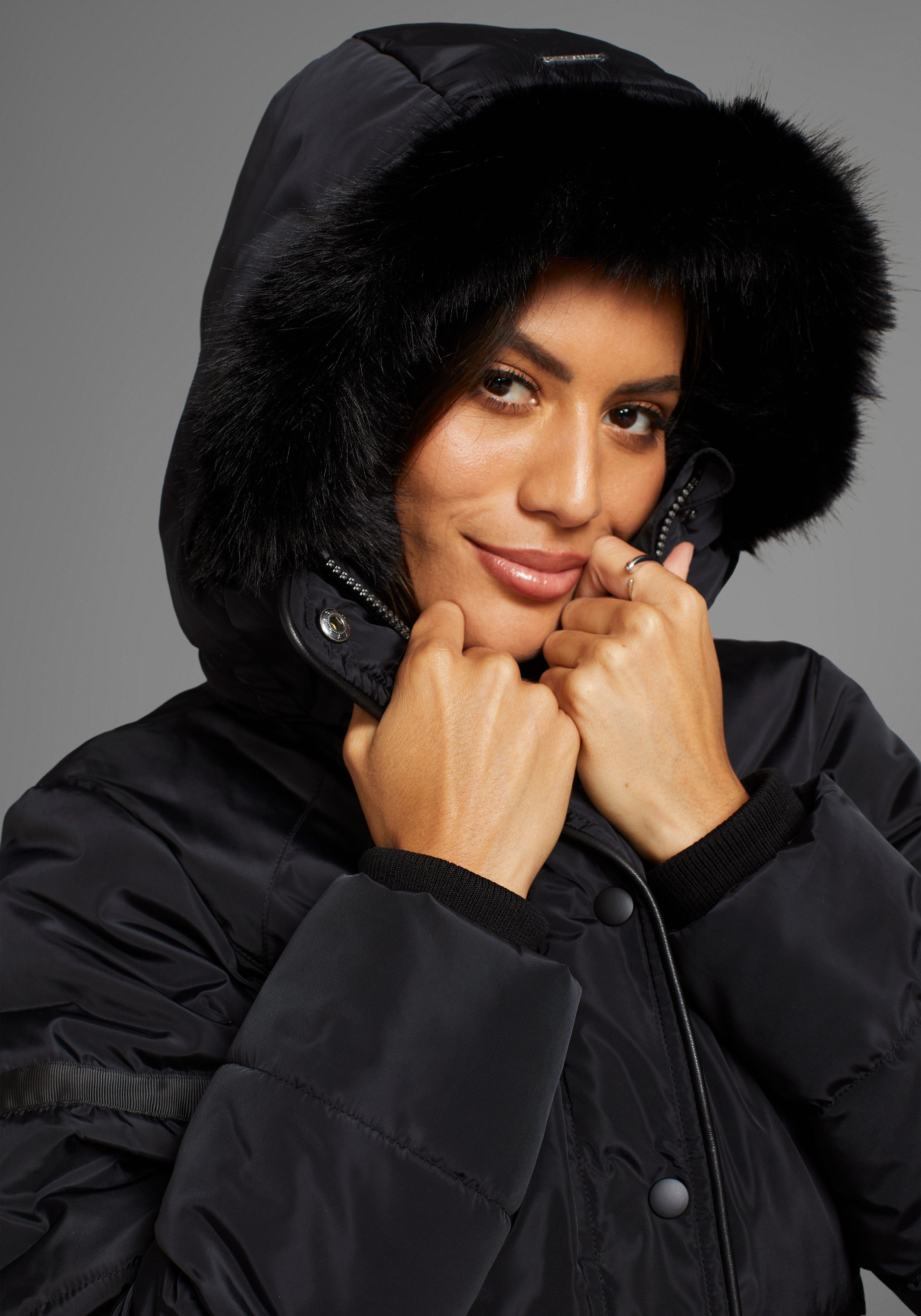 Laura Scott Winterjack figuurvriendelijke pasvorm, met afneembare capuchon