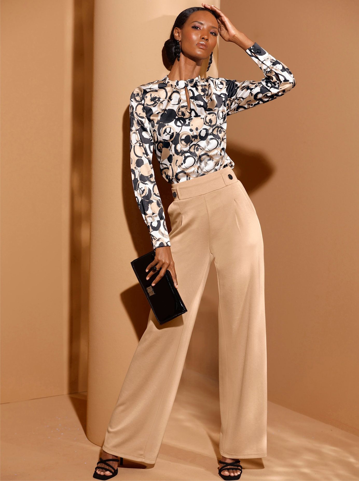 Creation L Satijnen blouse dames blouses maat 52 beige