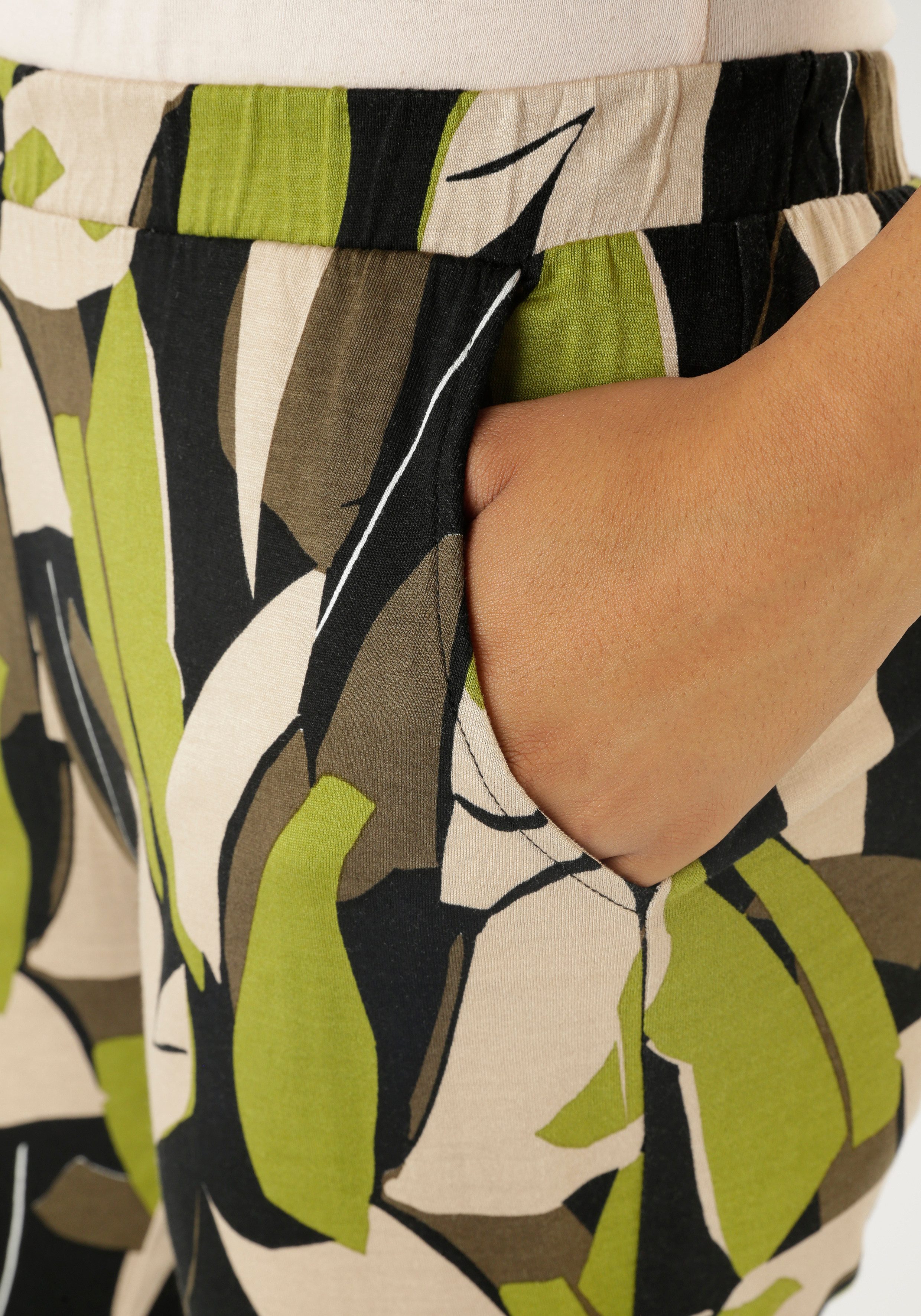 Aniston SELECTED Comfortbroek met trendy allover-print - nieuwe collectie