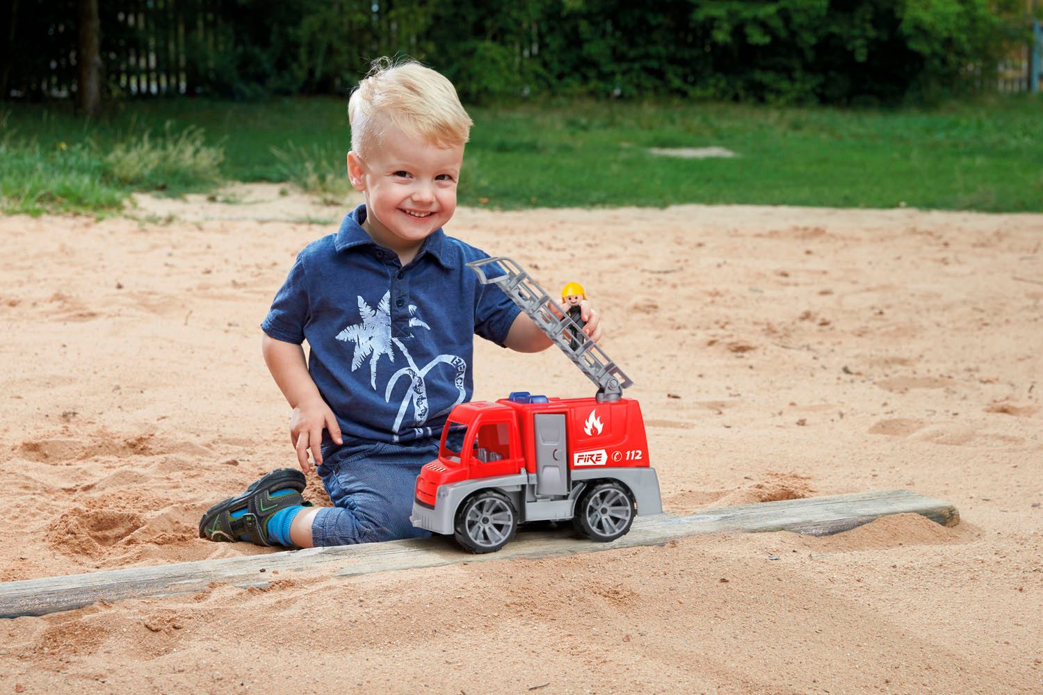 Lena® Speelgoed-brandweer TRUXX
