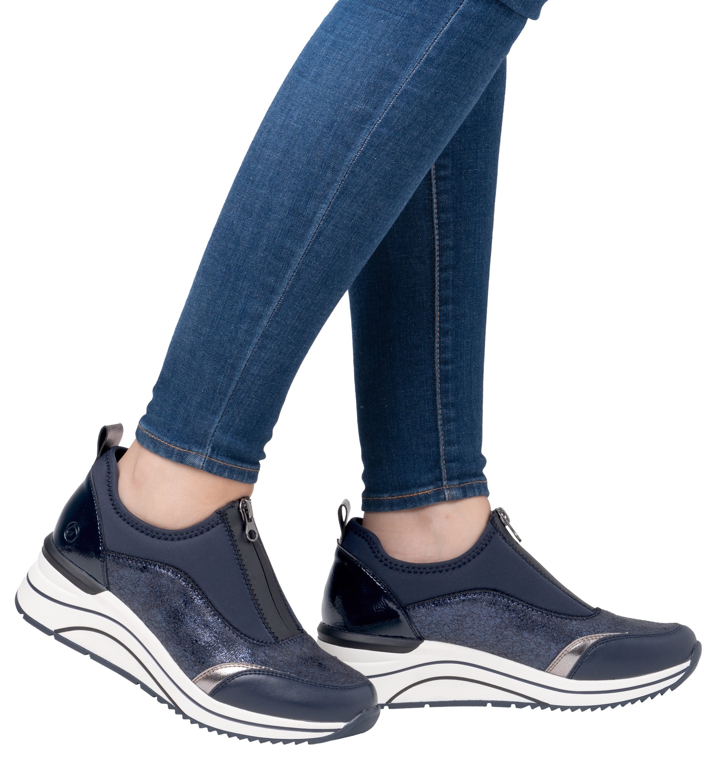 Remonte Slip-on sneakers Elisabeth Hurley-Collection , wedge sneaker, slipper, instapschoen, vrijetijdsschoen, vegan