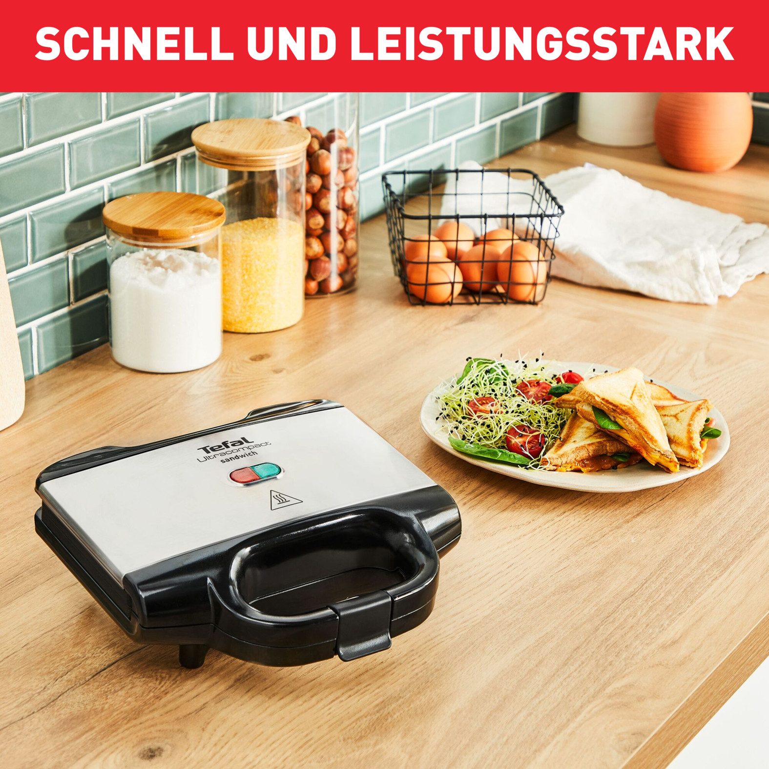 Tefal Sandwichmaker Ultracompact, eenvoudige reiniging, vergrendelknop, geïsoleerde handgreep bakplaten met antiaanbaklaag, gemakkelijk te reinigen, afm.: 26,5x12x26 cm